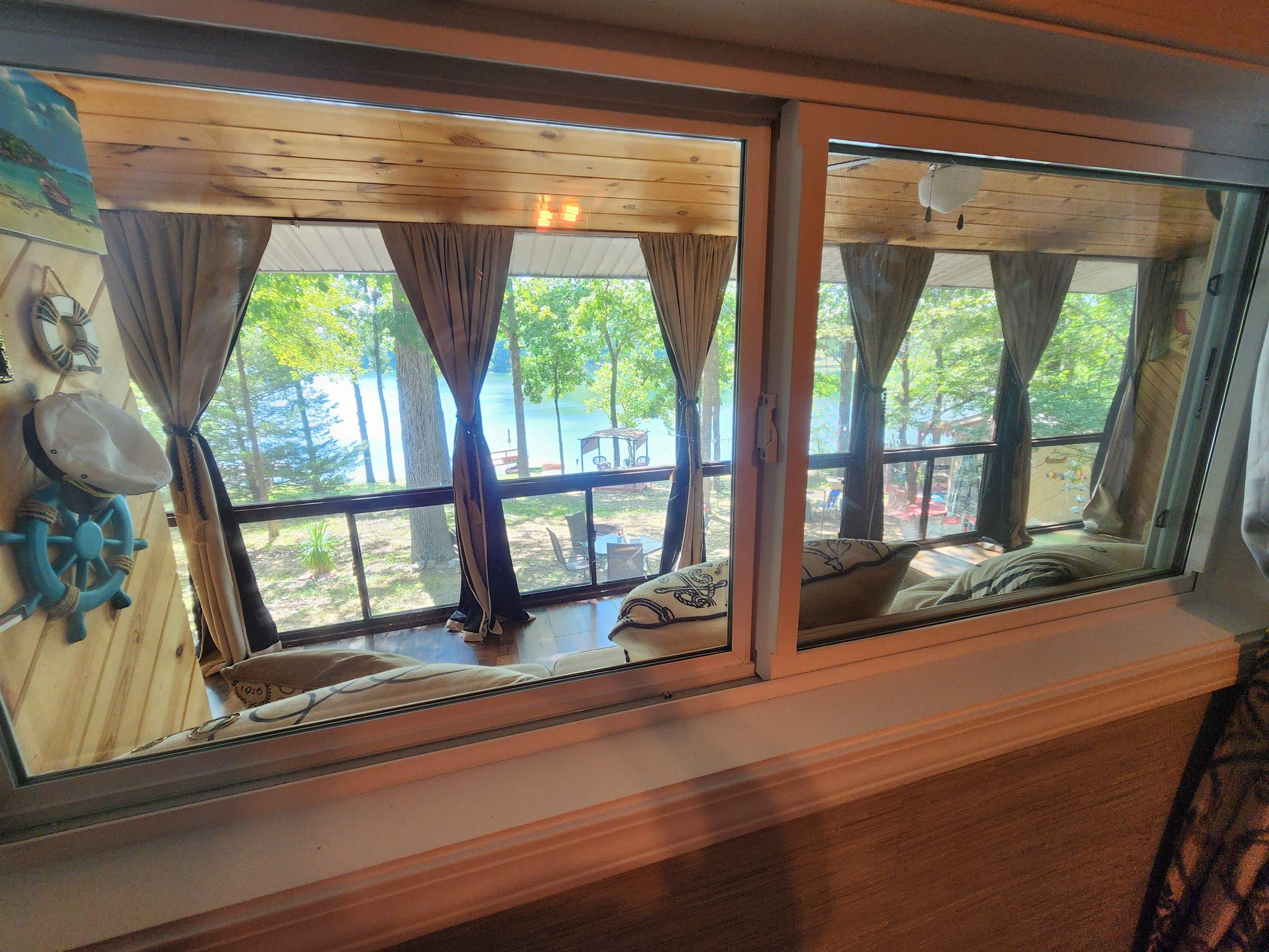 Photo 15 - Residential for sale – 43 E Lakeshore   Highland, AR