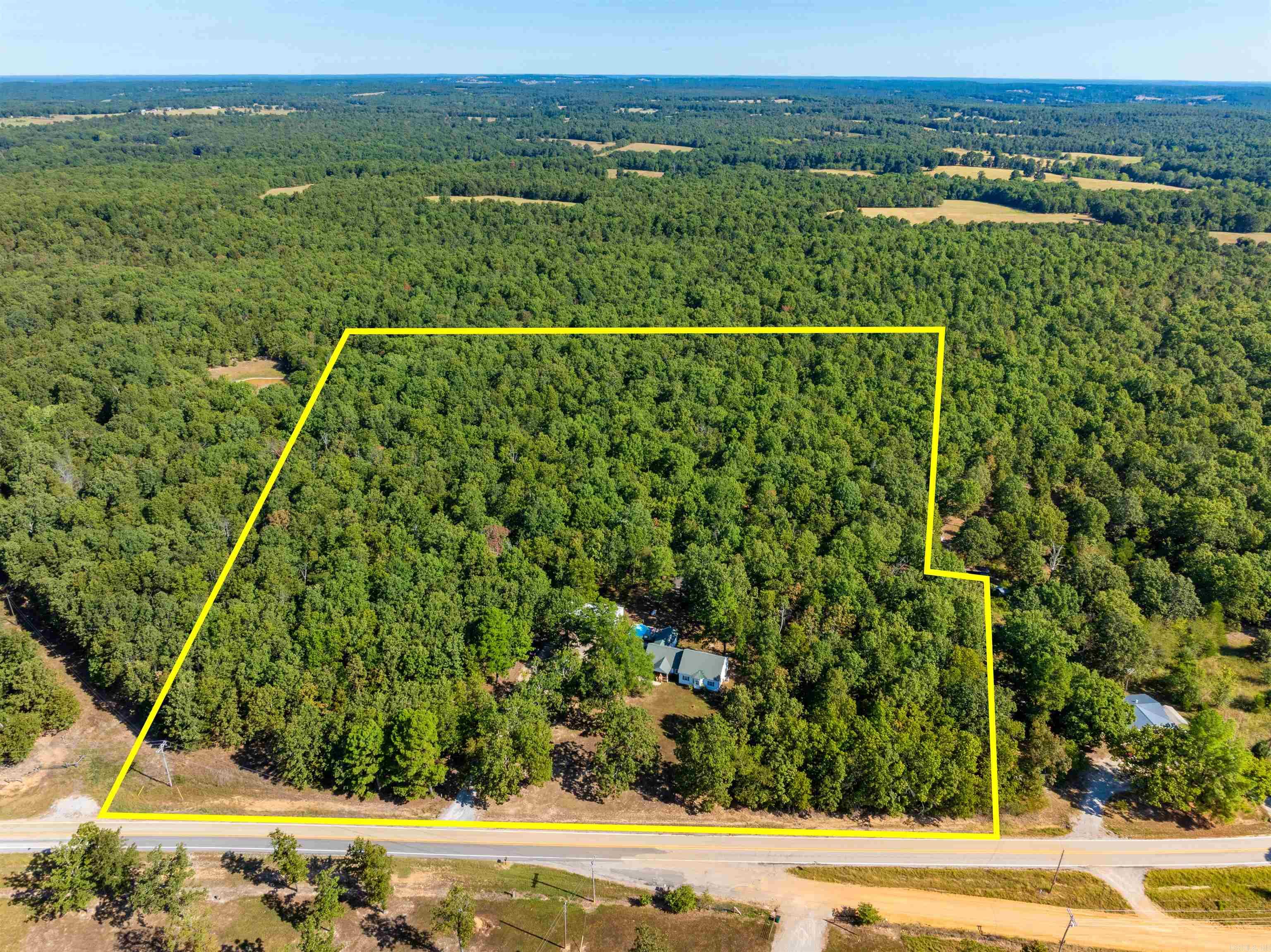 Photo 3 - Residential for sale – 2215  AR Hwy 175   Mammoth Spring, AR