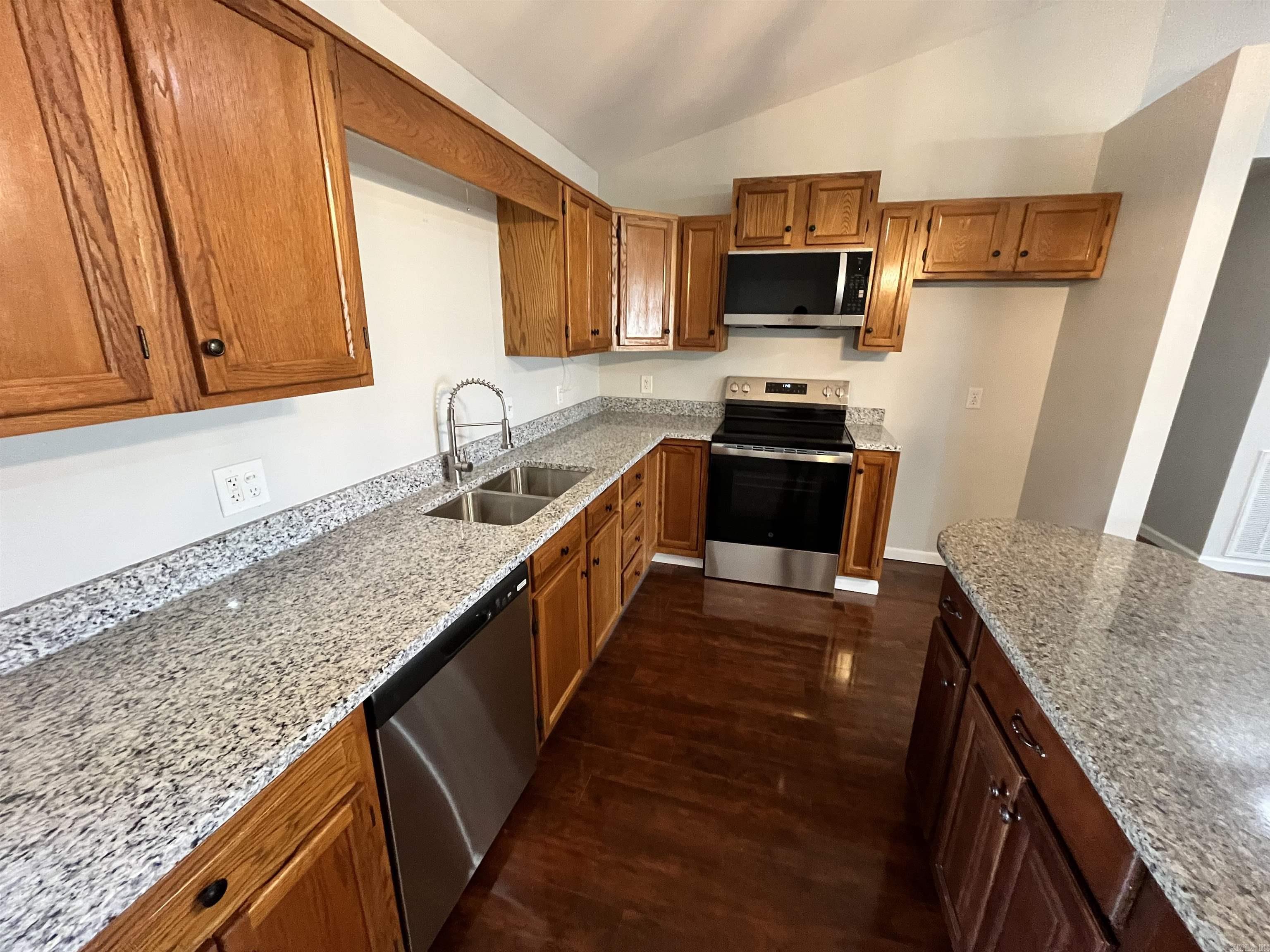 Photo 14 - Residential for sale – 5710  White   Batesville, AR