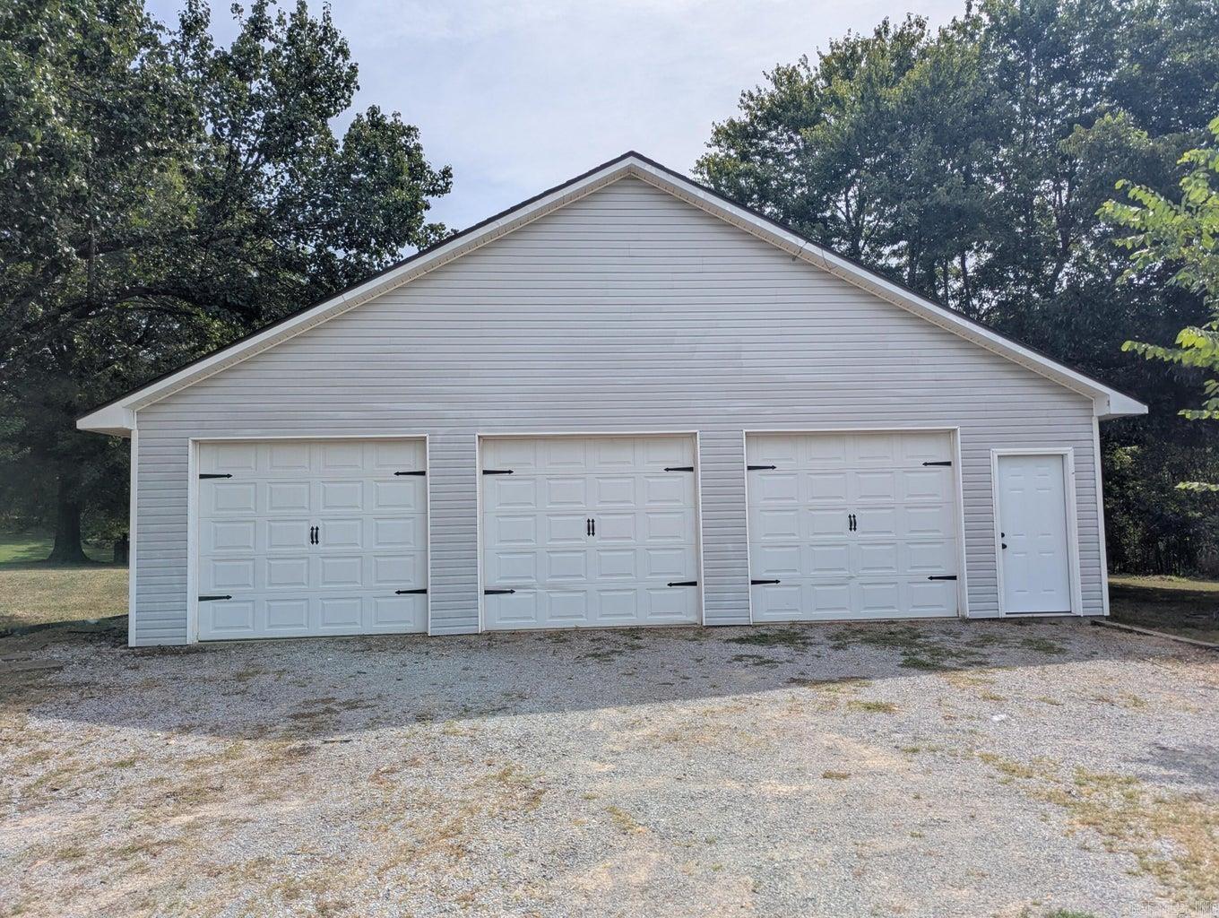 Photo 8 - Residential for sale – 5710  White   Batesville, AR