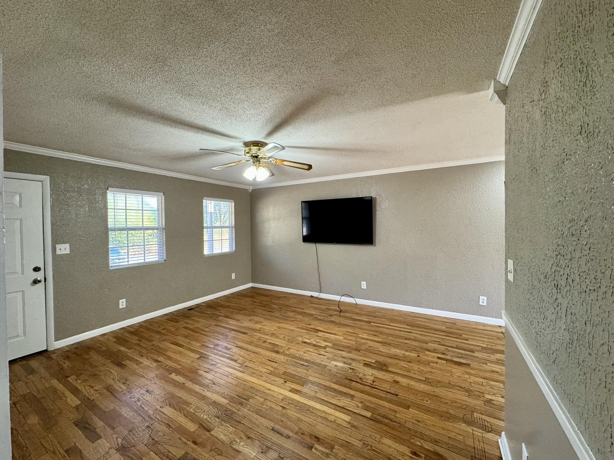 Photo 4 - Residential for sale – 102  Capri Drive   Melbourne, AR