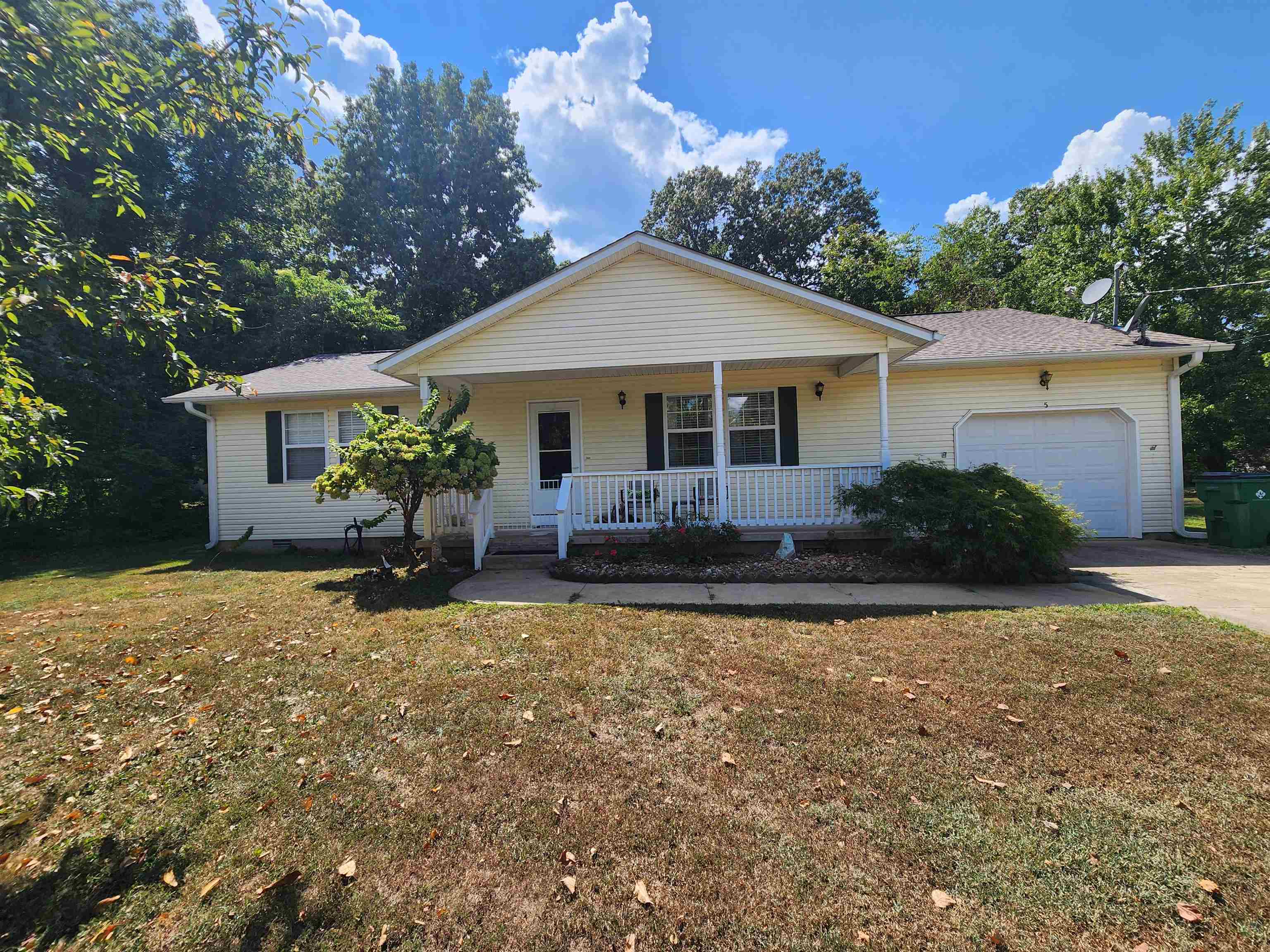 Residential for sale – 5  Miccosukee   Cherokee Village, AR