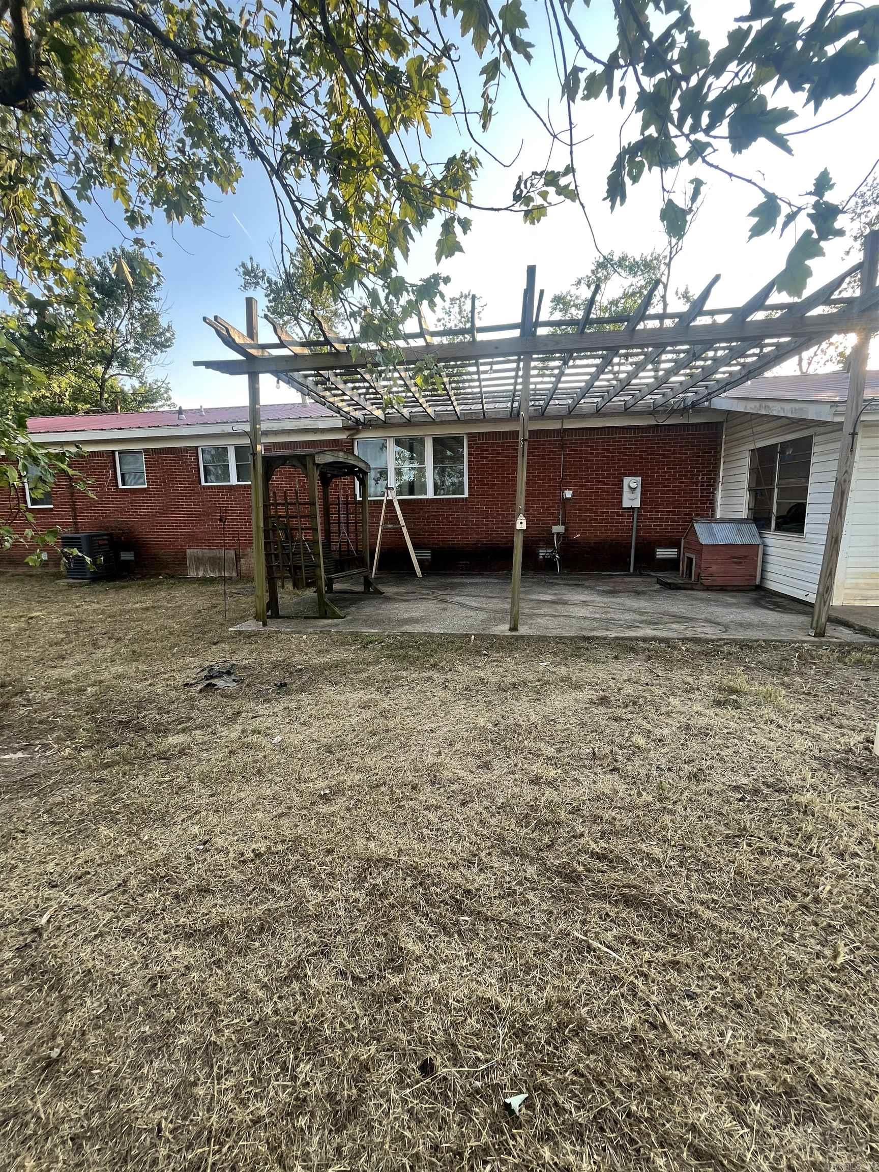Photo 3 - Residential for sale – 7569  Batesville   Pleasant Plains, AR