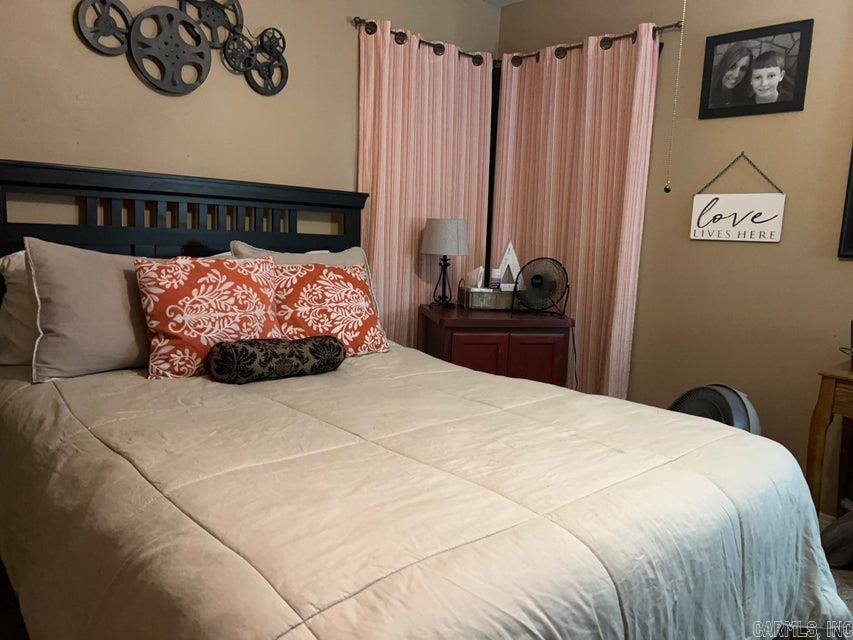 Photo 13 - Residential for sale – 120  20th   Batesville, AR