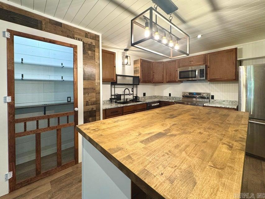 Photo 7 - Residential for sale – 875  Gravel   Newark, AR