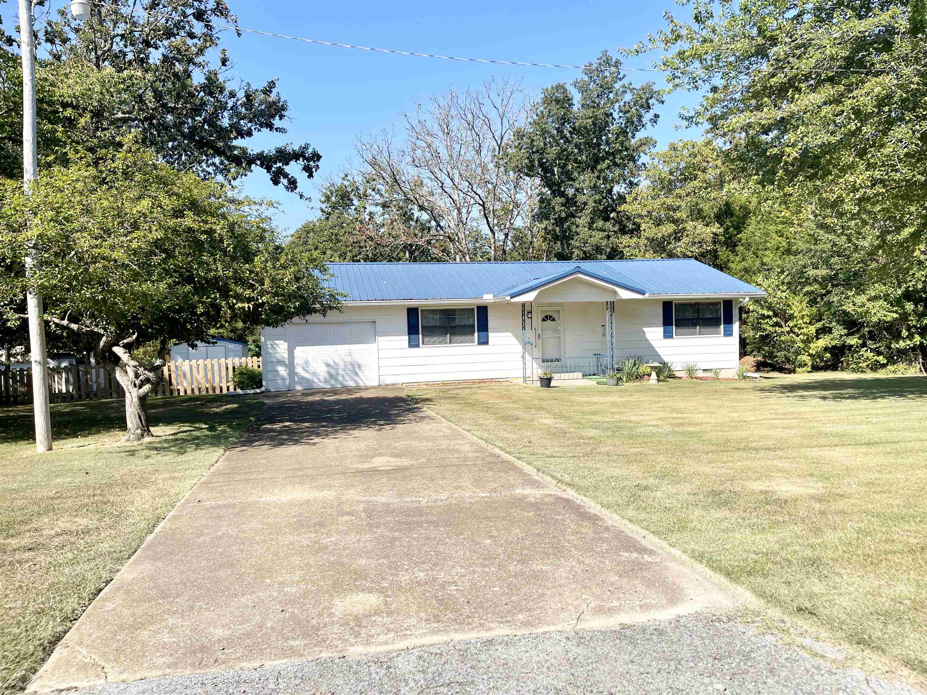 Residential for sale – 205 N Bend   Horseshoe Bend, AR