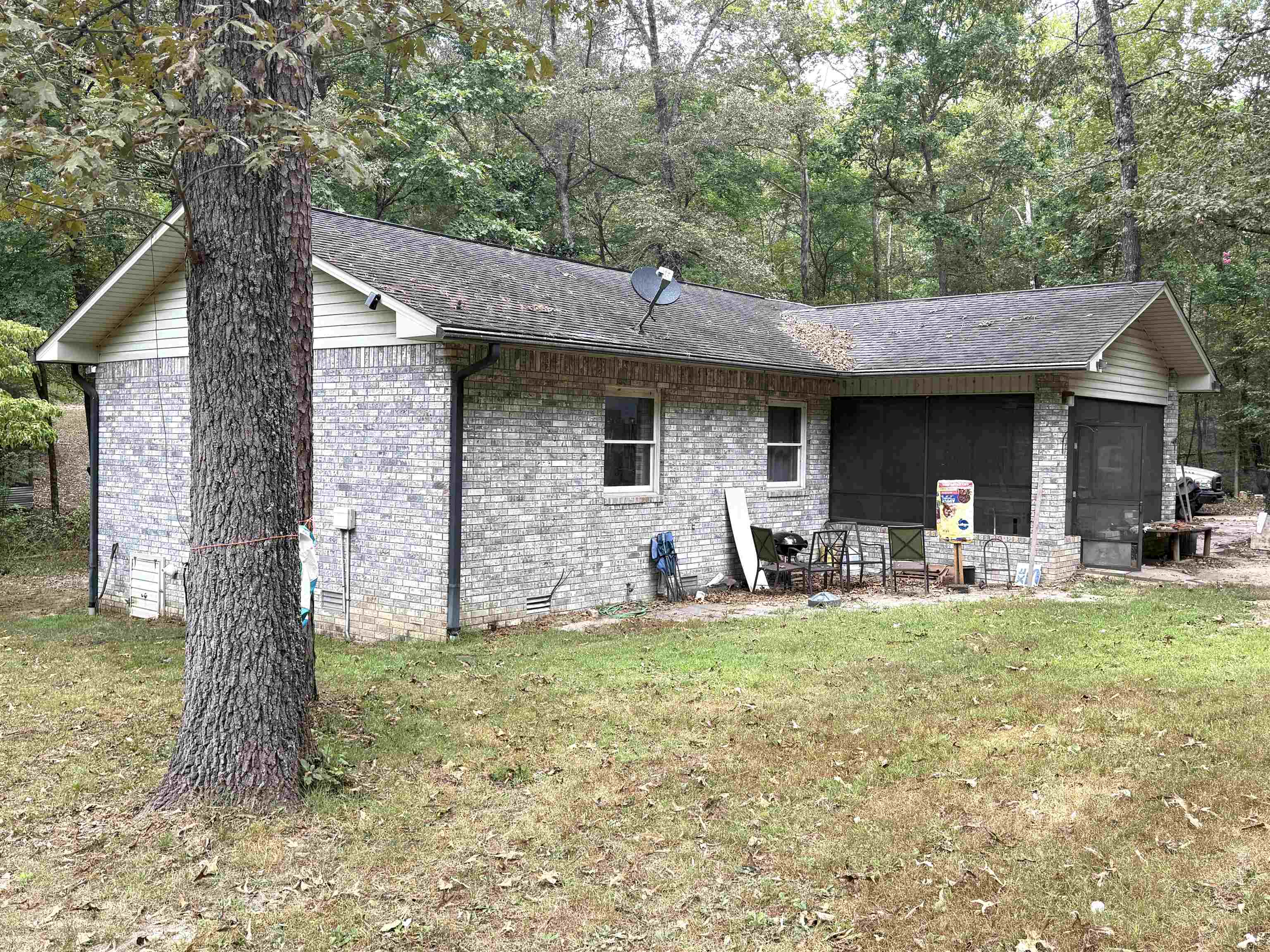 Residential for sale – 1456  Old Larkin Road   Melbourne, AR