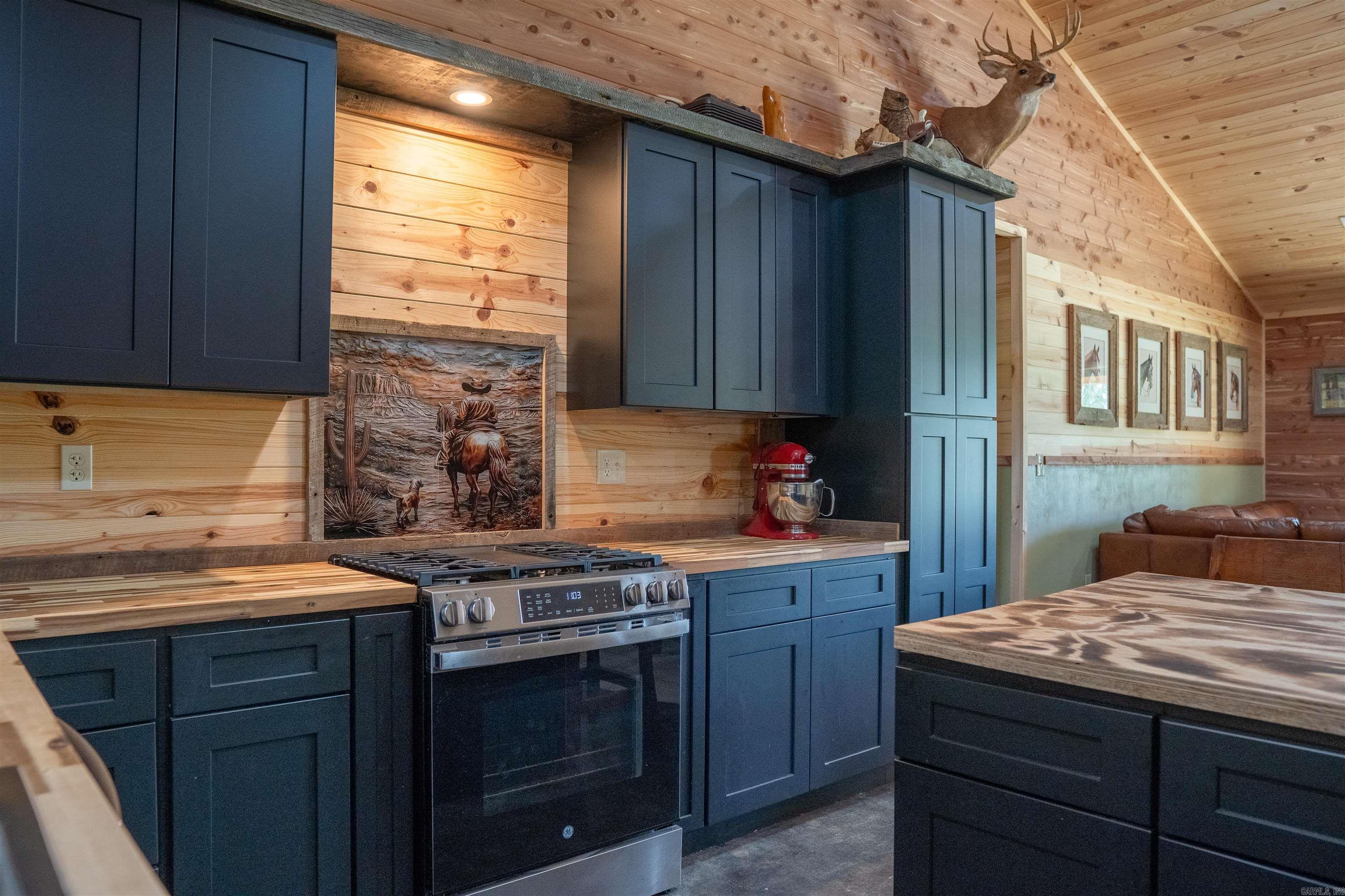 Photo 11 - Residential for sale – 1269  Blackland   Oil Trough, AR