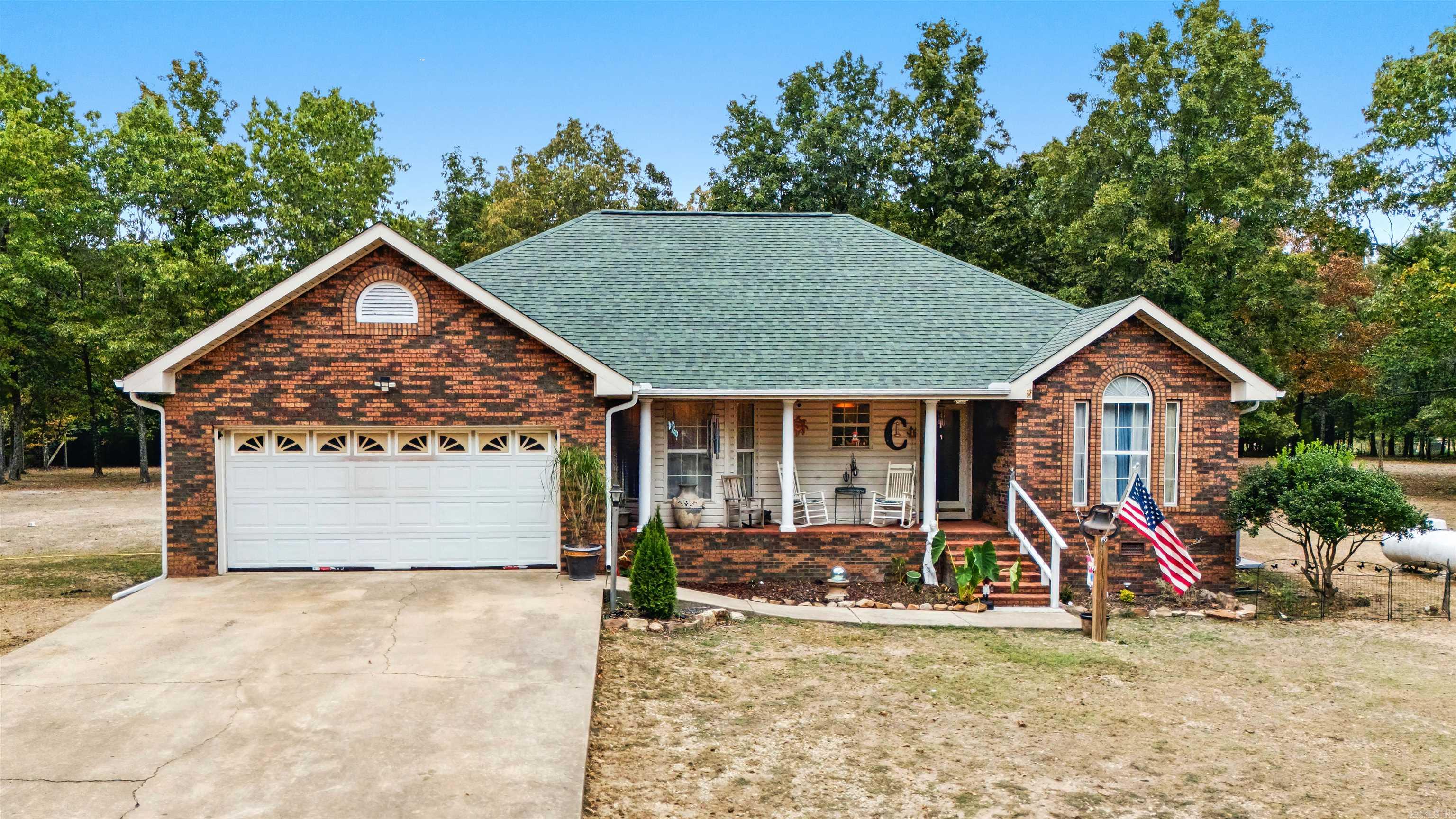 Photo 3 - Residential for sale – 64  Traw   Mammoth Spring, AR