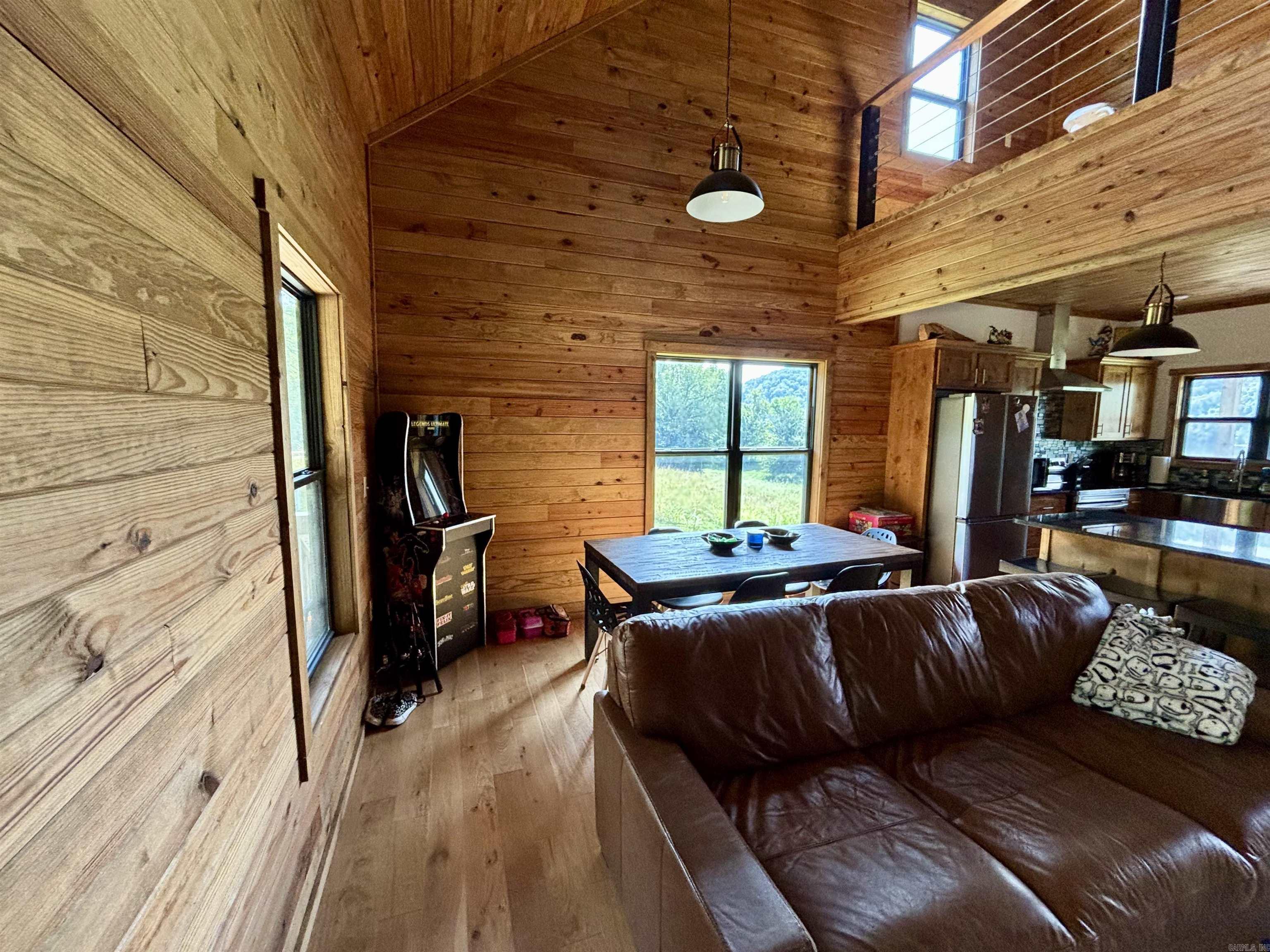 Photo 9 - Residential for sale – 3780  River   Guion, AR