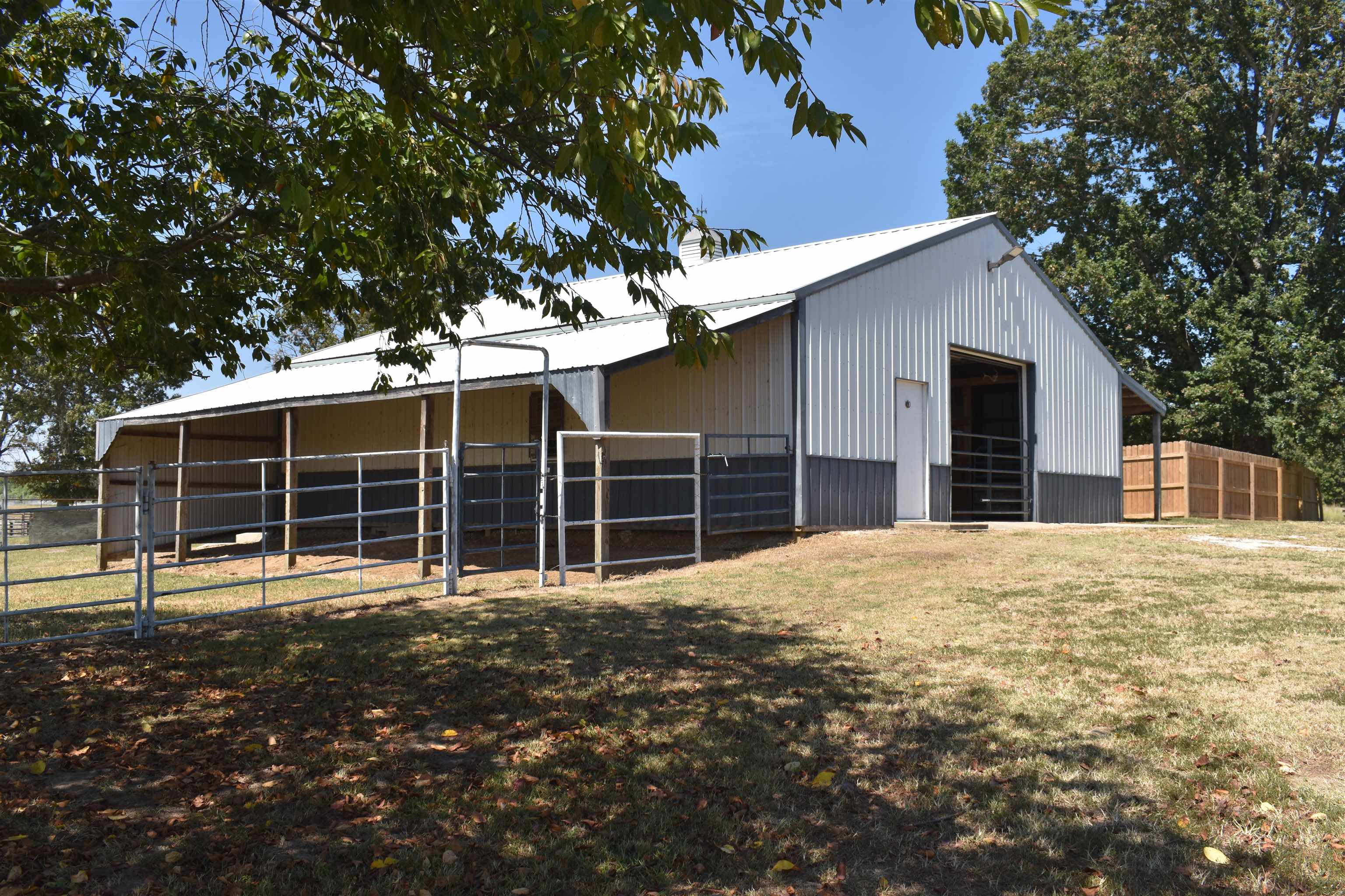 Photo 5 - Residential for sale – 2832  Lacrosse Road   Violet Hill, AR