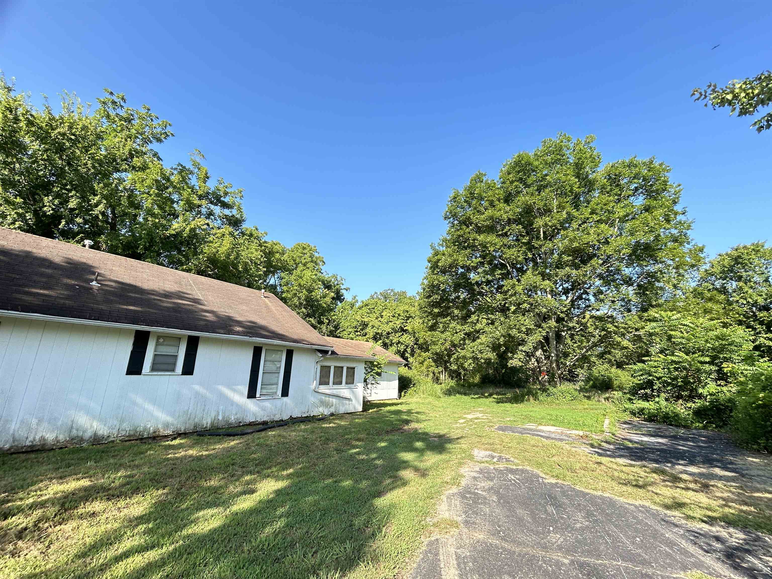 Photo 34 - Commercial / Industrial for sale – 681  Ash Flat   Ash Flat, AR