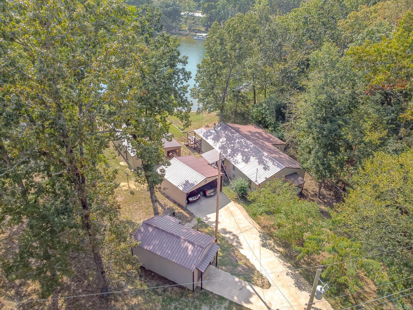 Photo 3 - Residential for sale – 21 W Lakeshore Dr   Highland, AR