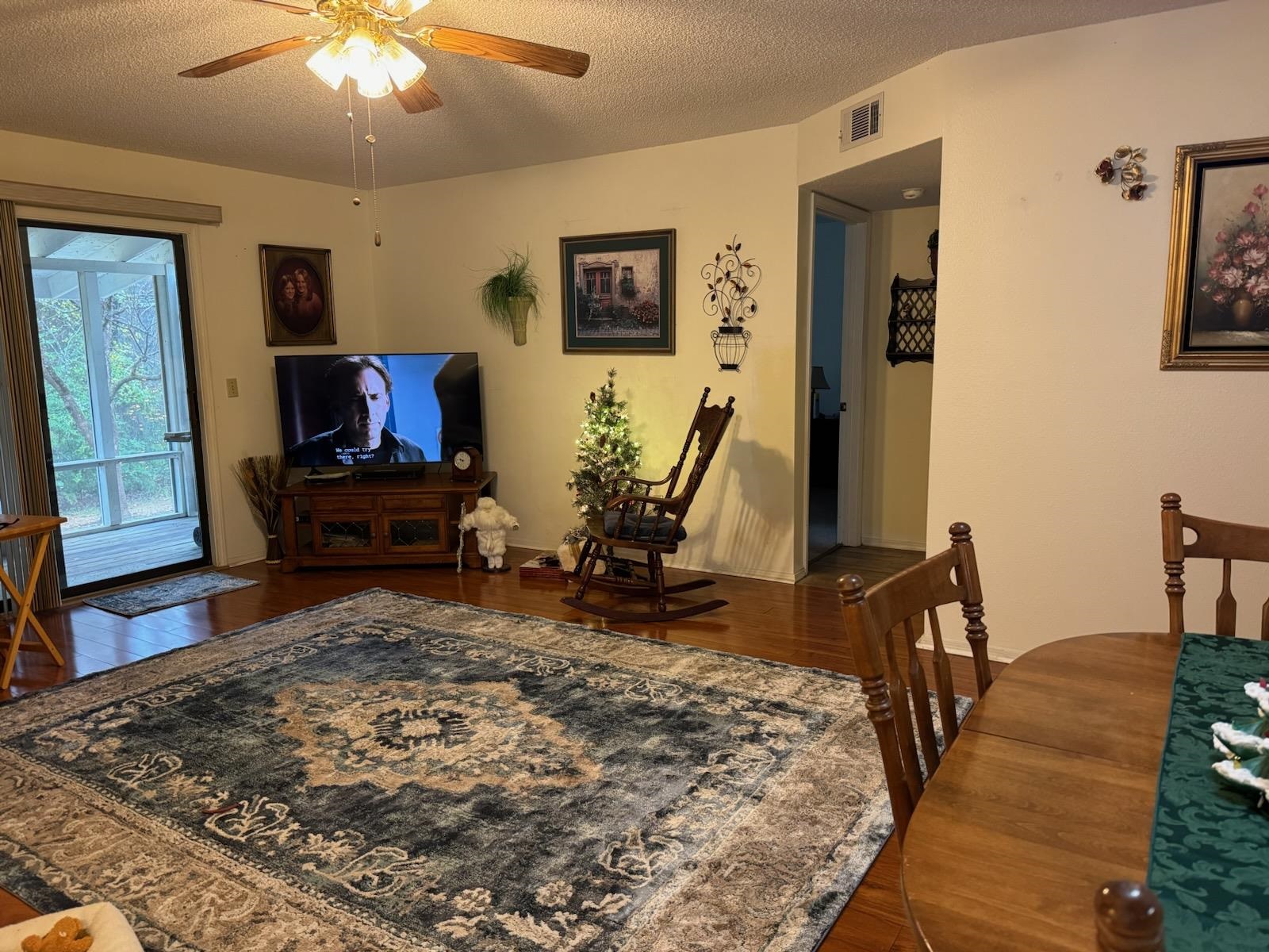 Photo 3 - Residential for sale – 10  Spring River   Cherokee Village, AR