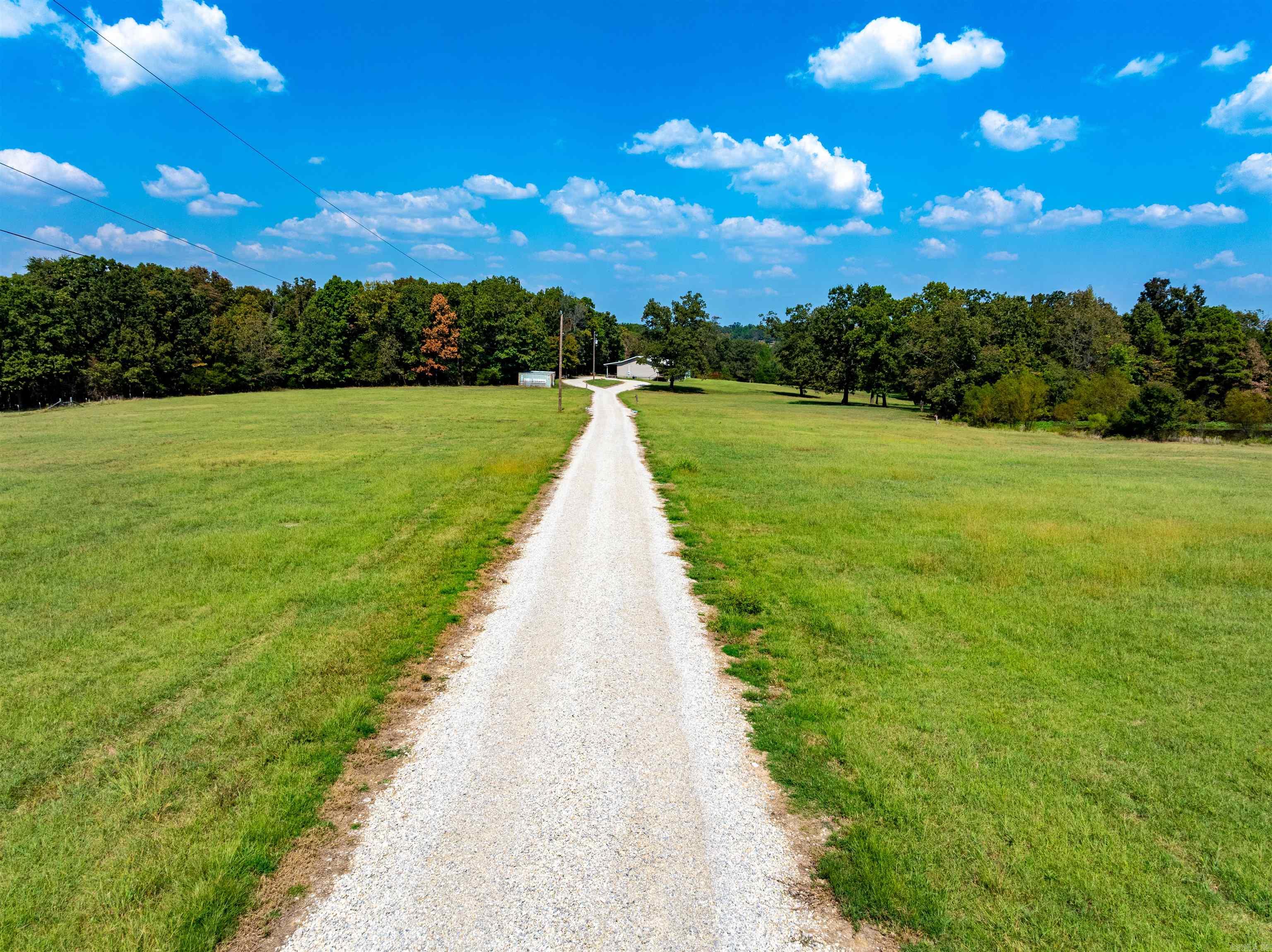 Photo 11 - Residential for sale – 1066  AR Hwy 58   Cave City, AR
