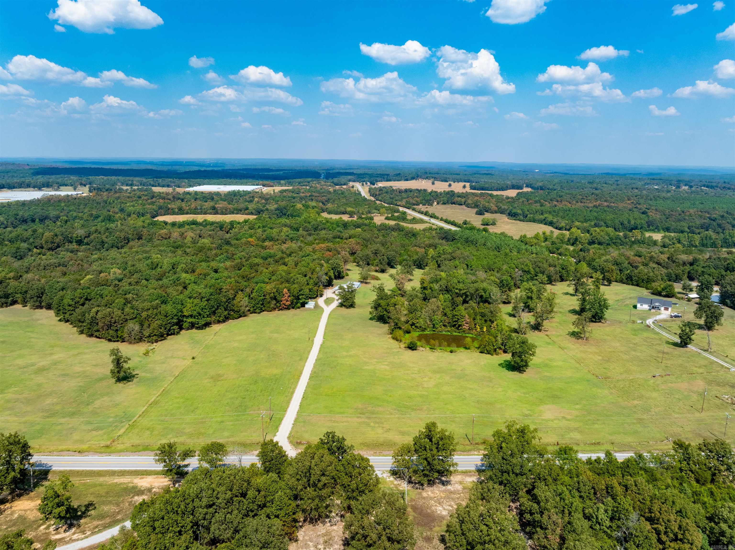 Photo 5 - Residential for sale – 1066  AR Hwy 58   Cave City, AR