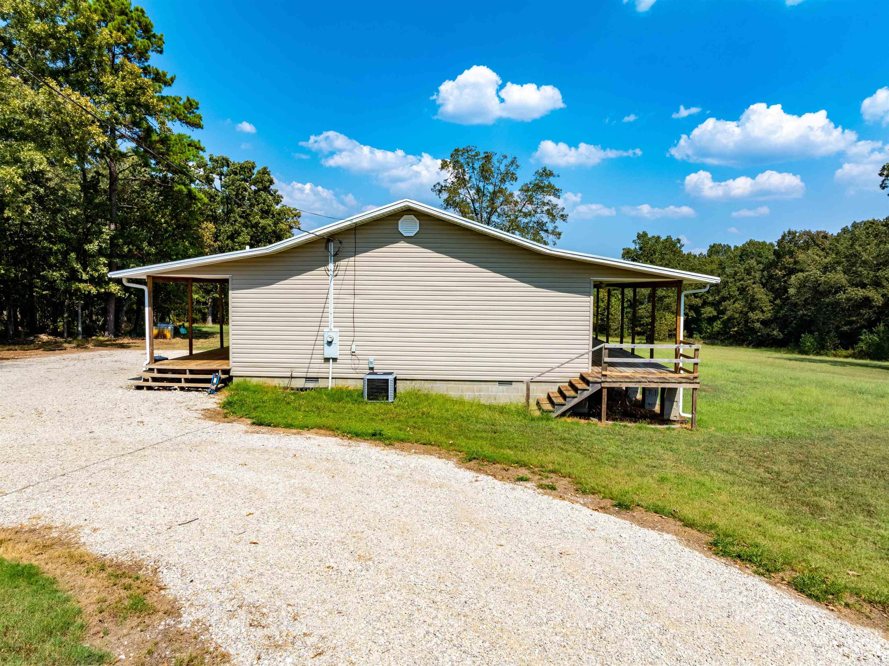 Photo 10 - Residential for sale – 1066  AR Hwy 58   Cave City, AR