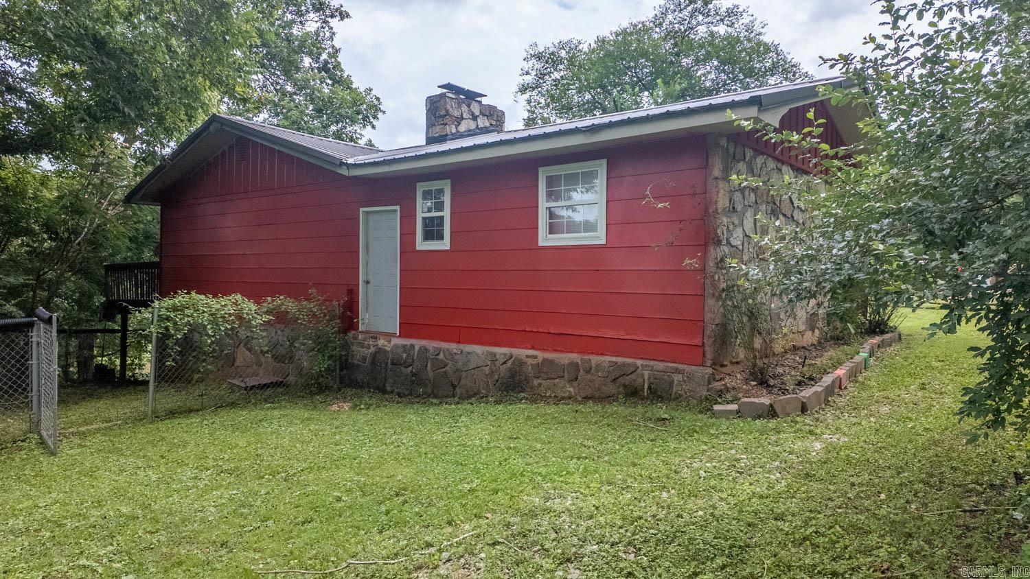 Photo 5 - Residential for sale – 12  Riverbend Road   Mammoth Spring, AR