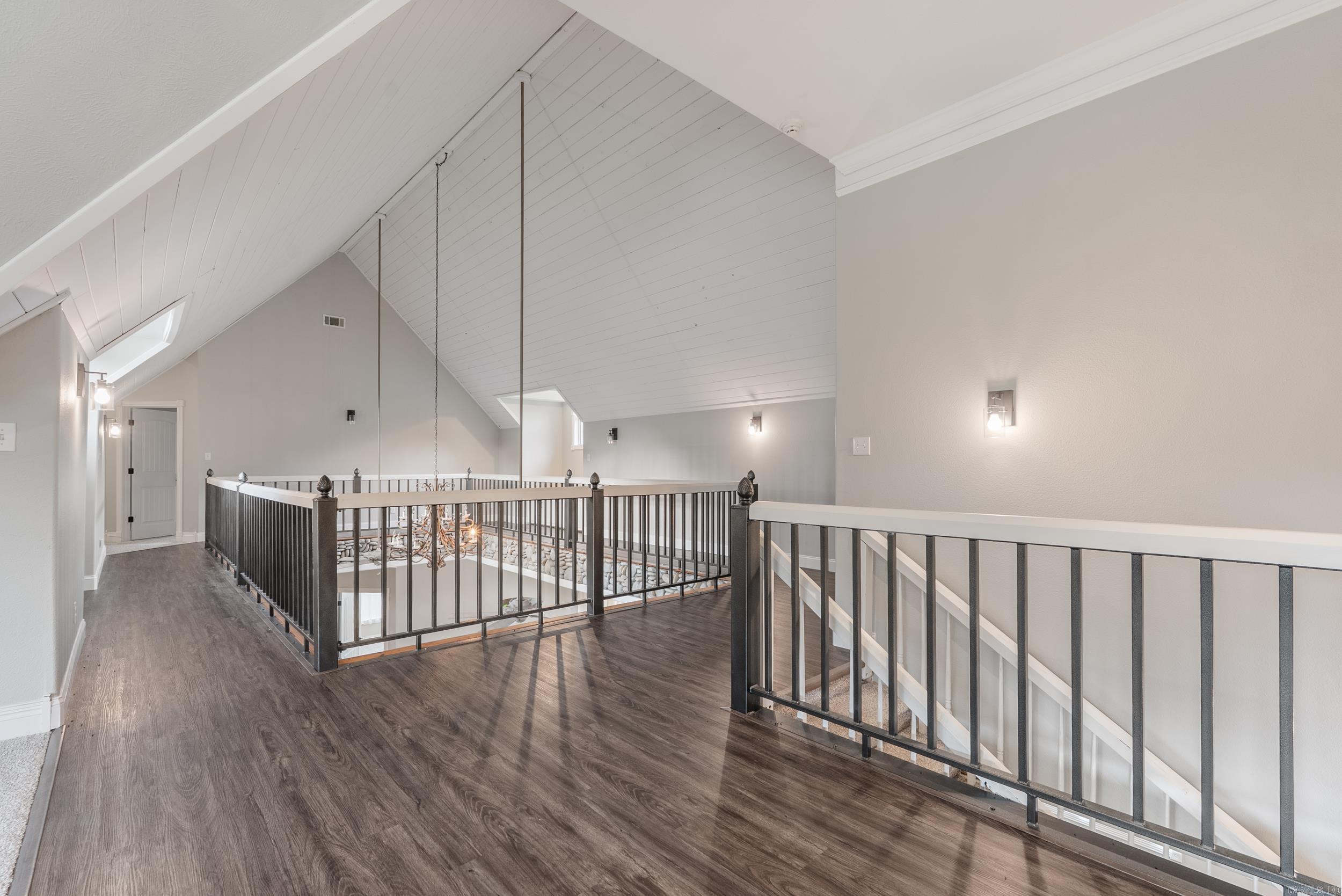 Photo 22 - Residential for sale – 100  Plantation Ln   Batesville, AR