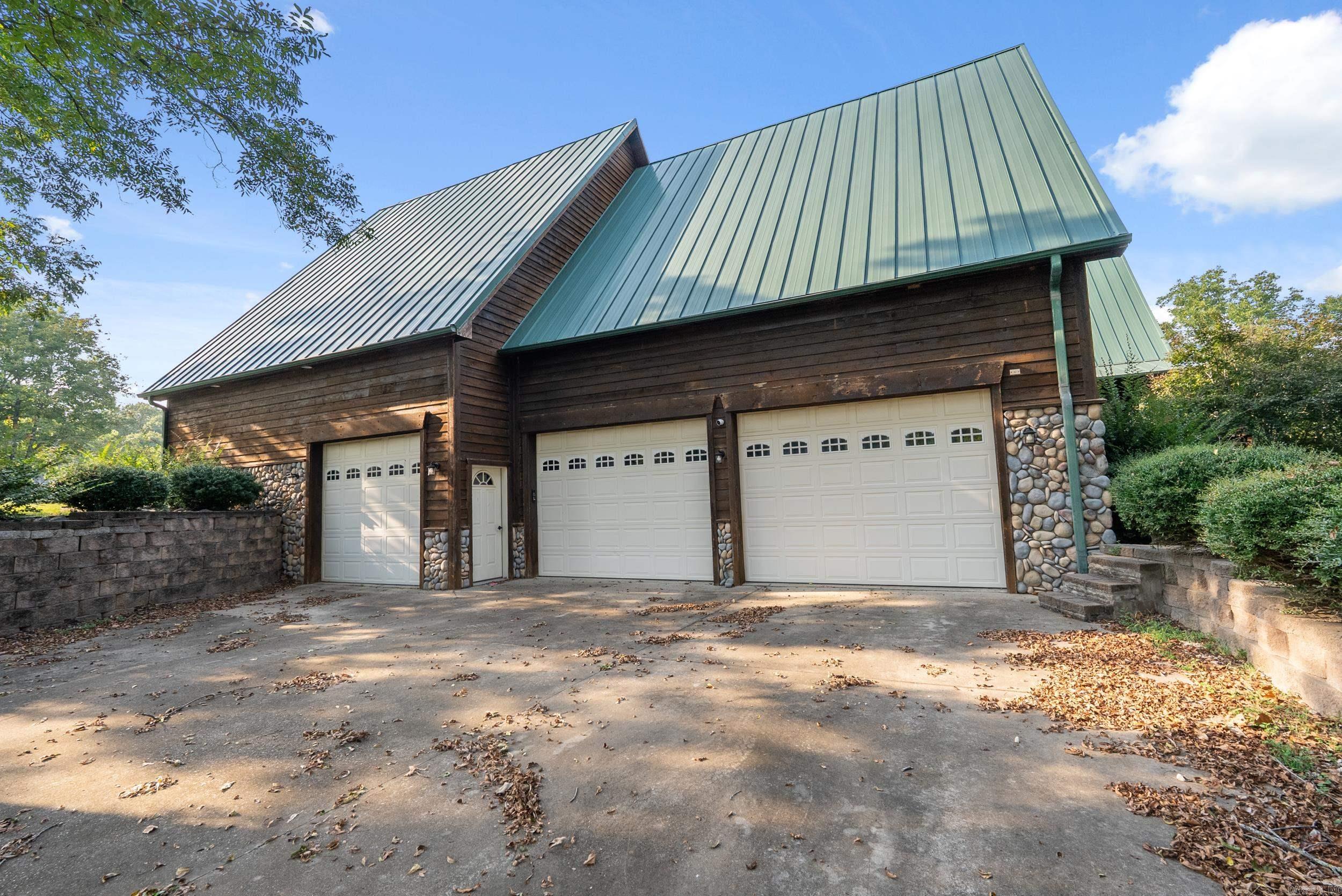 Photo 38 - Residential for sale – 100  Plantation Ln   Batesville, AR