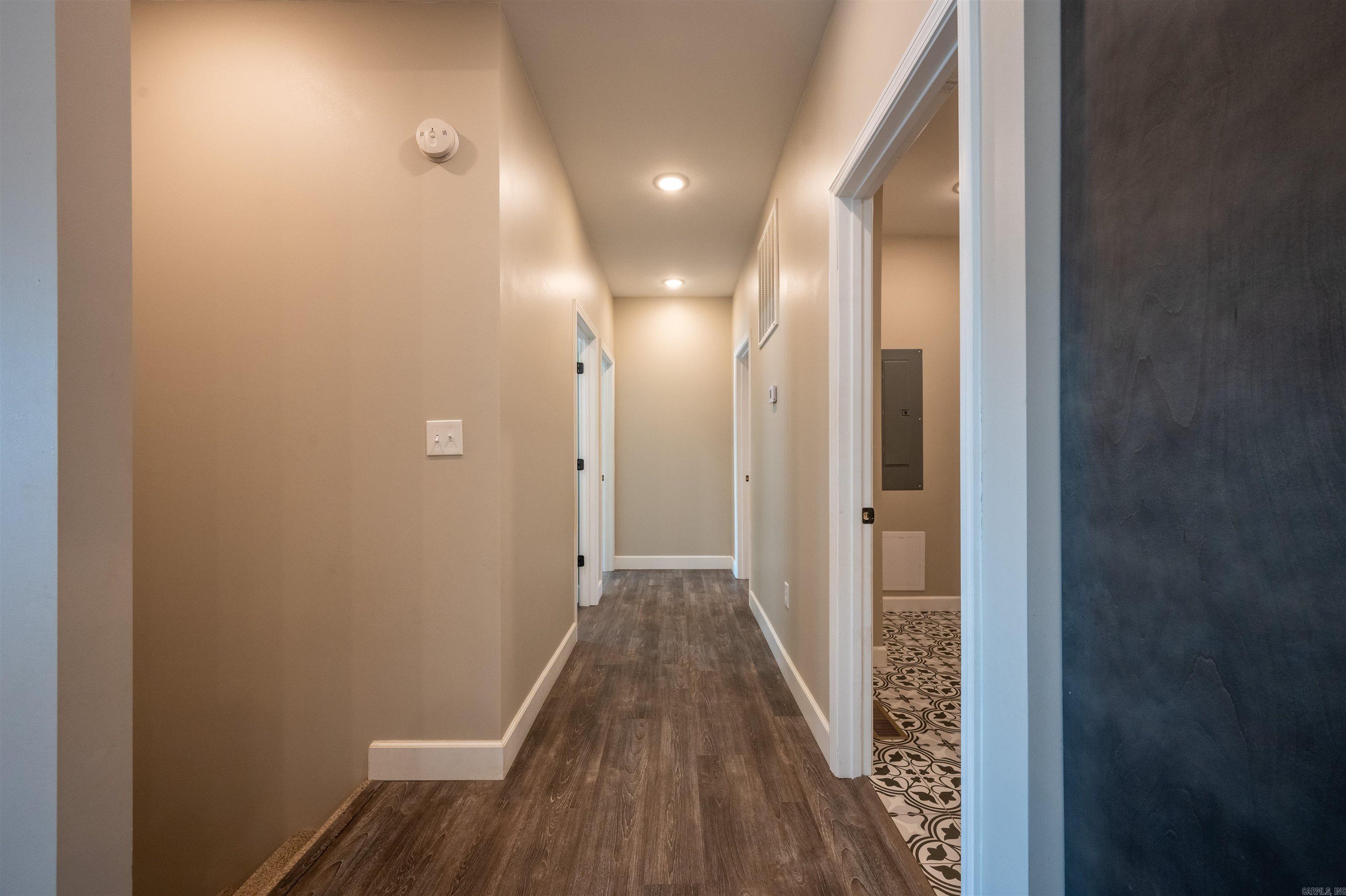 Photo 10 - Residential for sale – 100 E Maxville   Cave City, AR