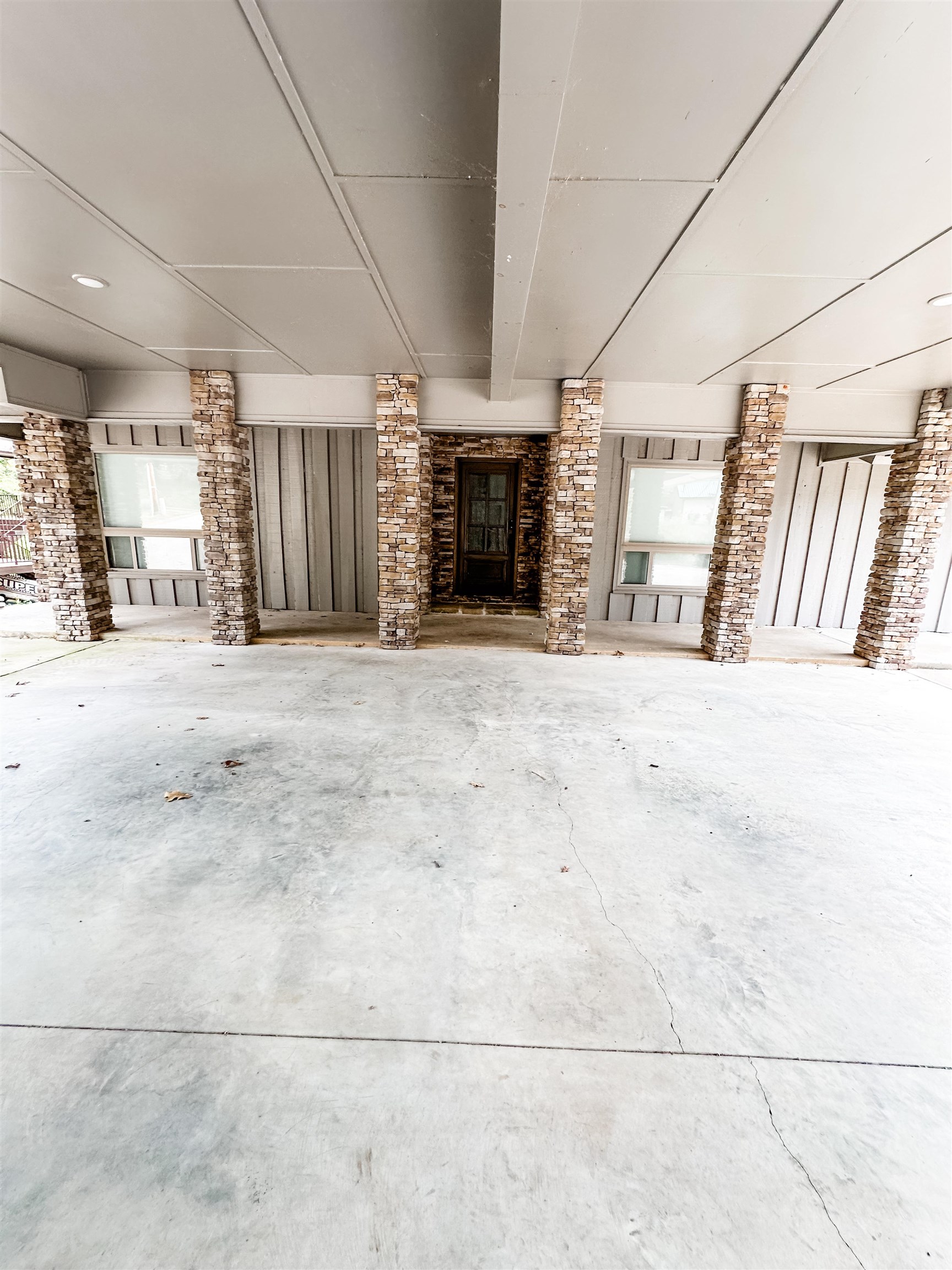 Photo 4 - Residential for sale – 36  Winnebago Circle   Cherokee Village, AR