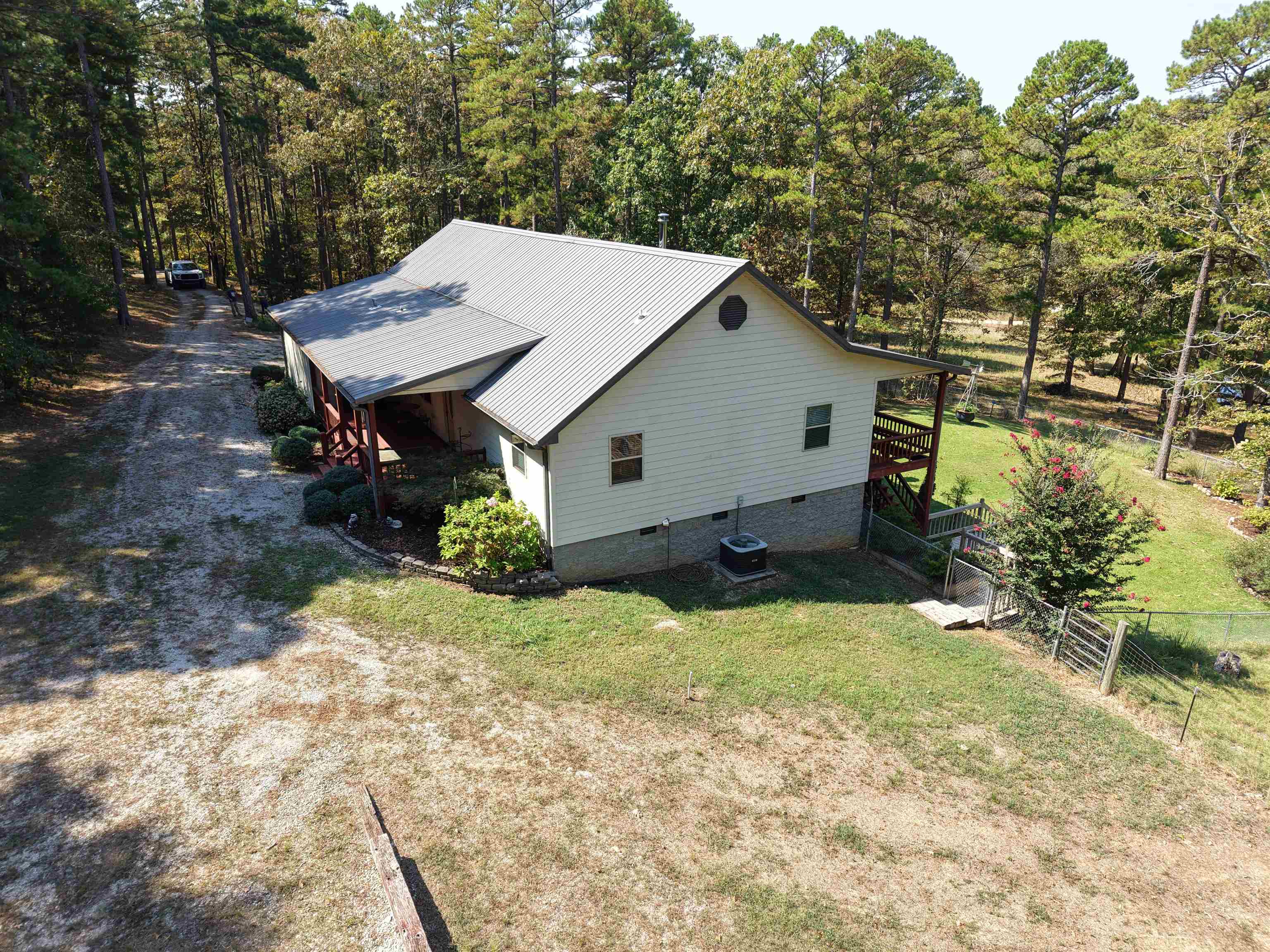Photo 2 - Residential for sale – 145  Mabry Lane   Melbourne, AR