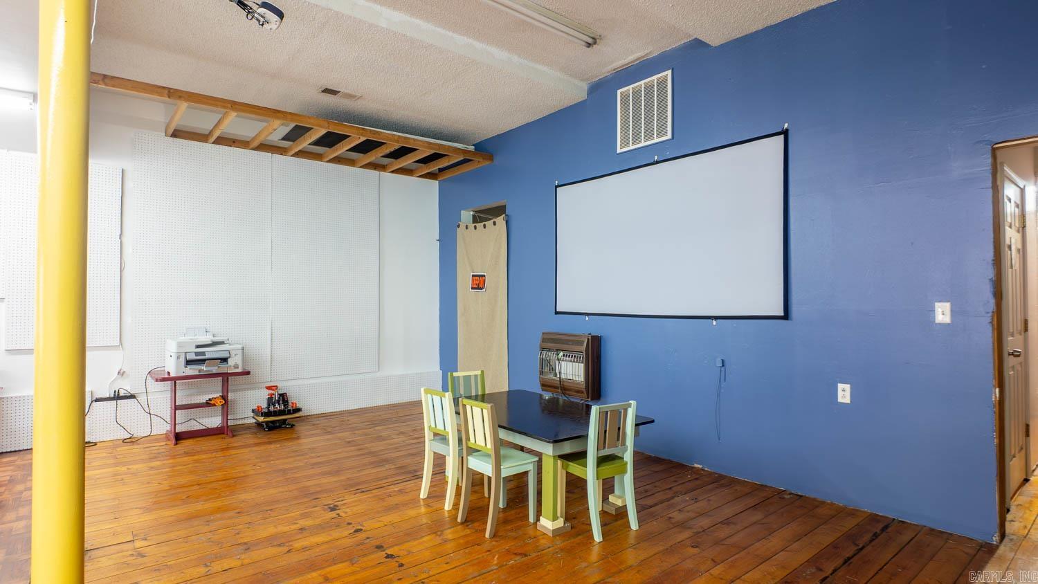 Photo 20 - Commercial / Industrial for sale – 385  Main Street   Mammoth Spring, AR