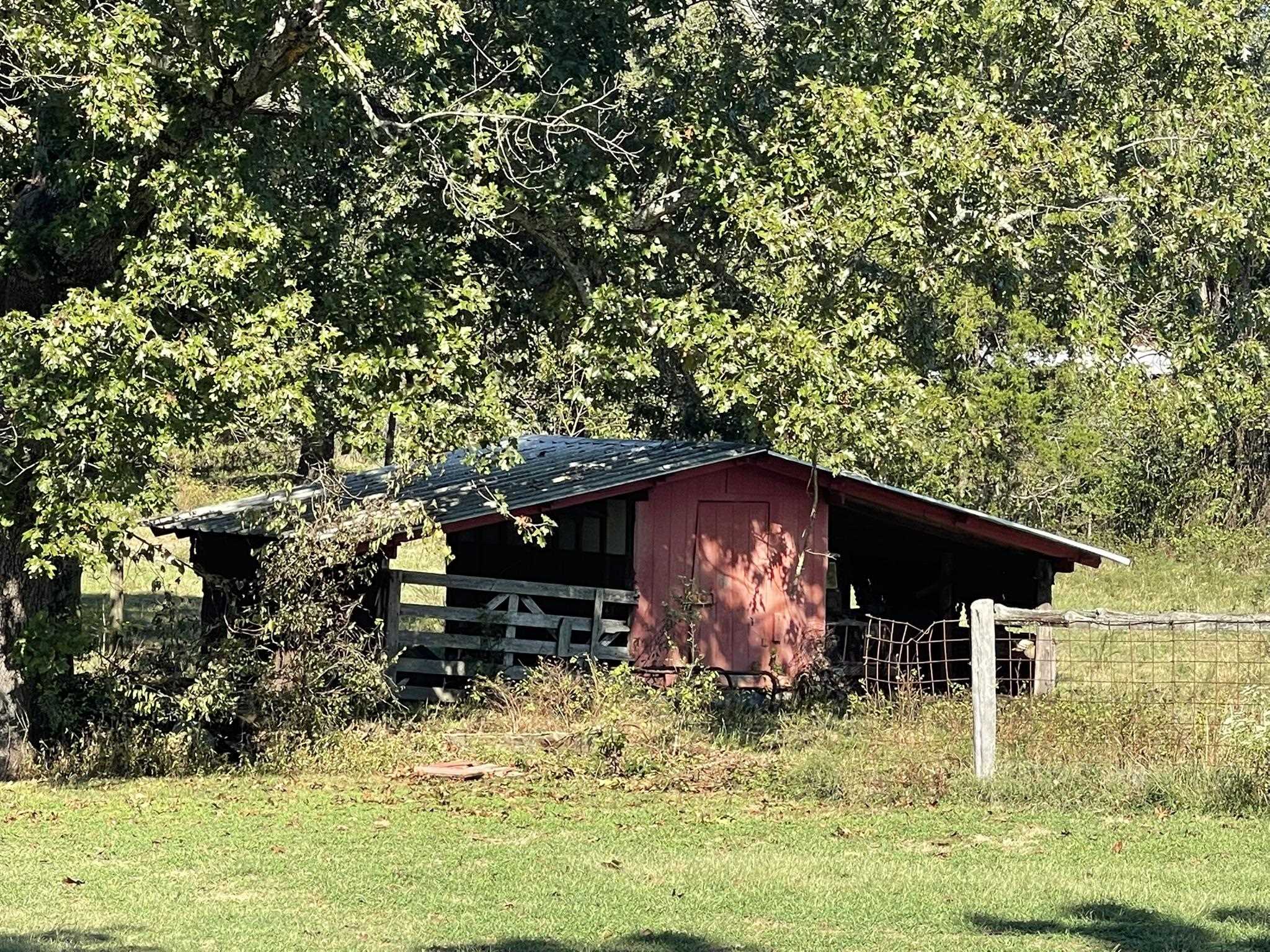 Photo 14 - Residential for sale – 690 N Copperhead   Franklin, AR