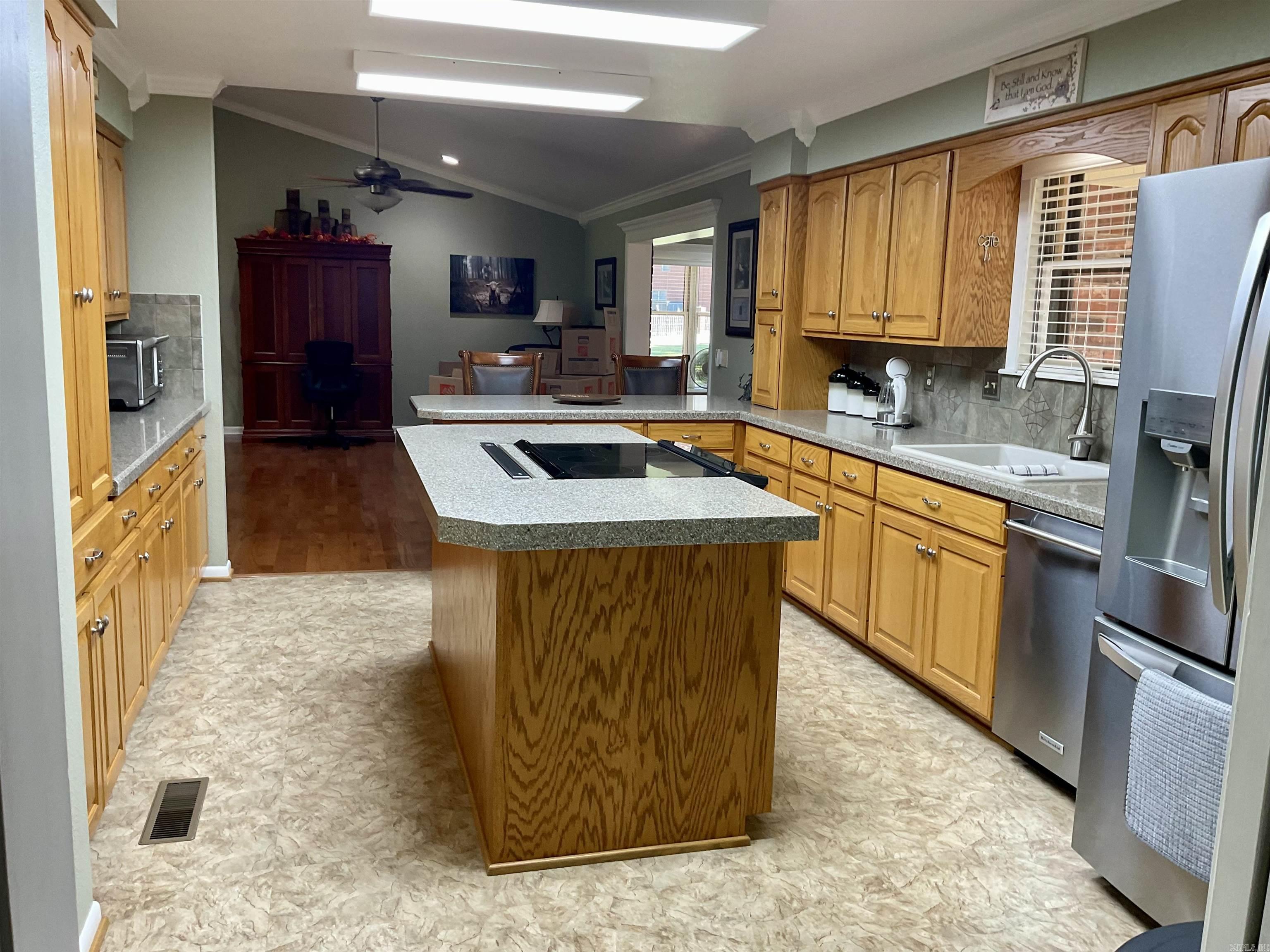 Photo 18 - Residential for sale – 18  Southridge   Batesville, AR