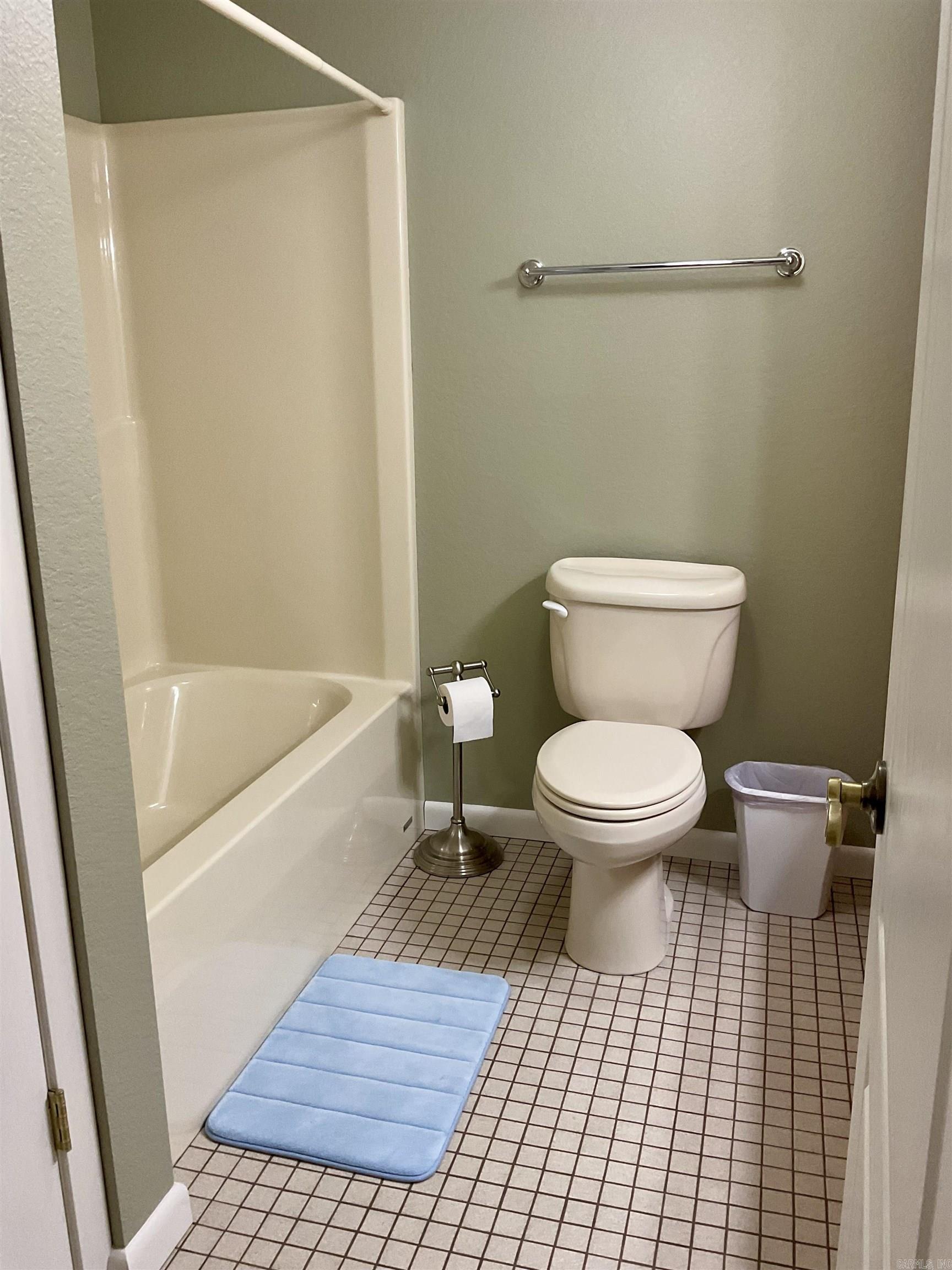 Photo 39 - Residential for sale – 18  Southridge   Batesville, AR