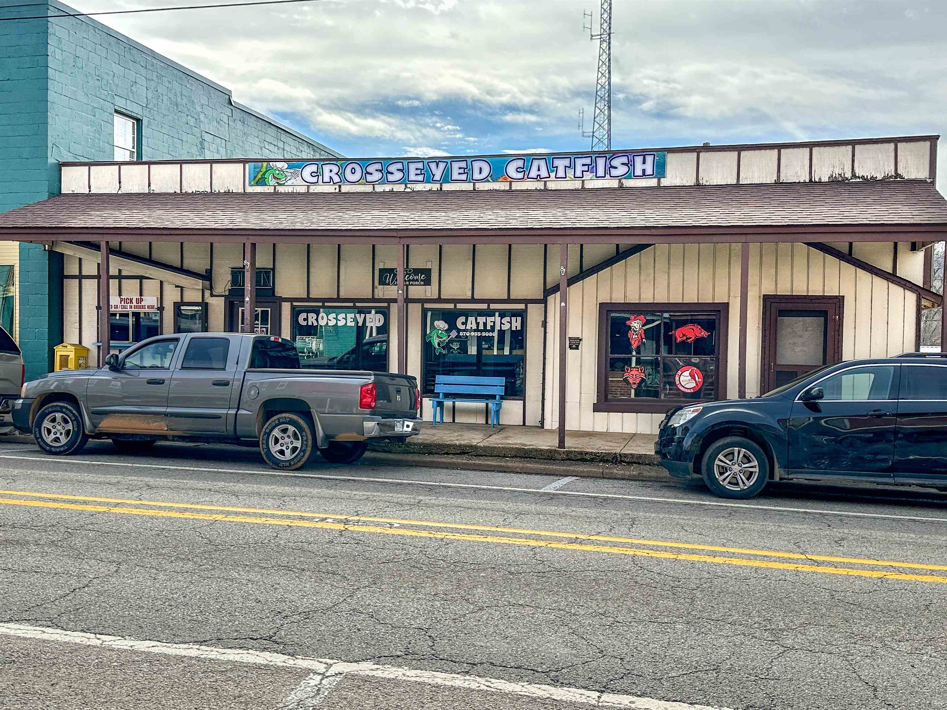 Commercial / Industrial for sale – 107 E Main   Hardy, AR