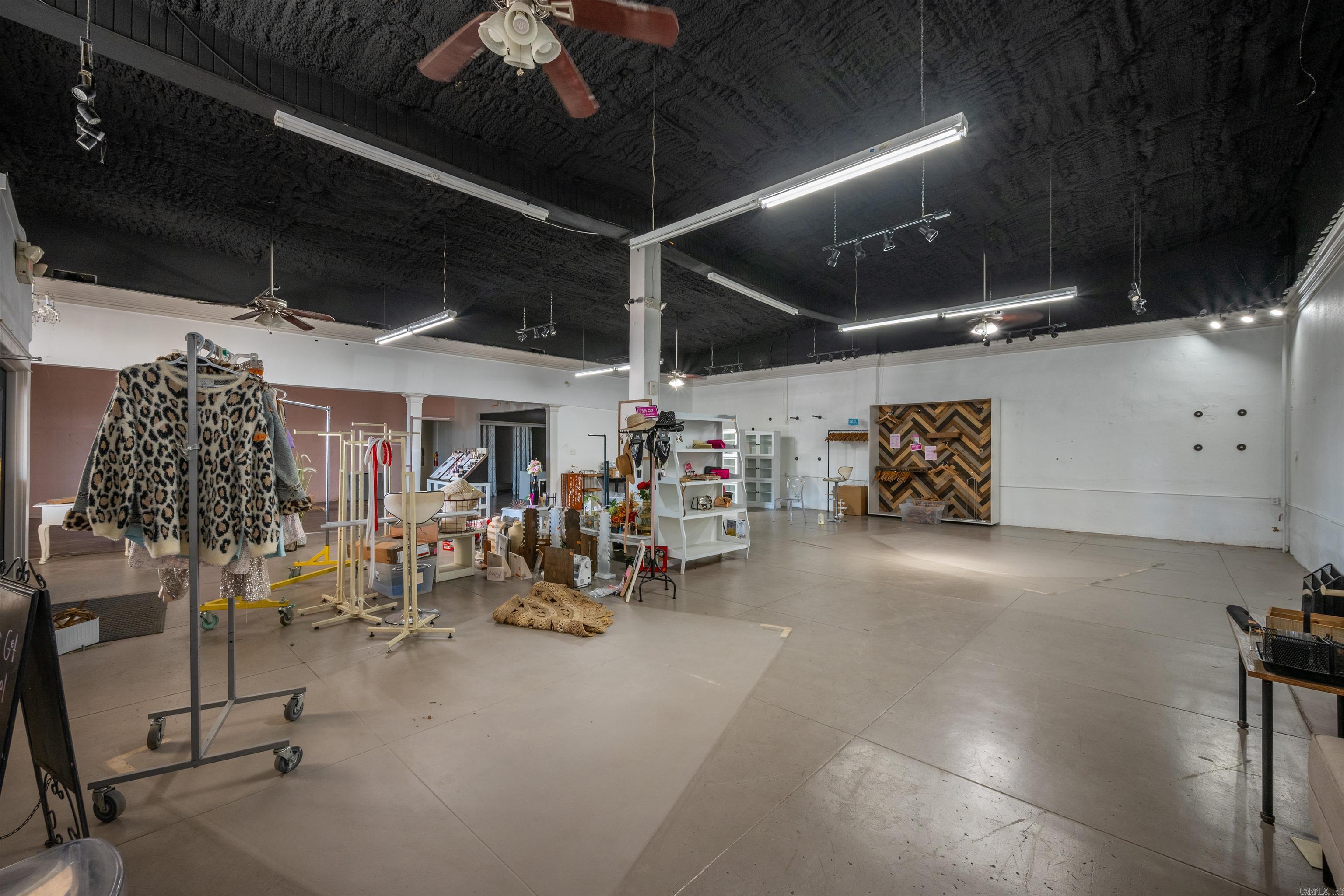 Photo 7 - Commercial / Industrial for sale – 181 S Central   Batesville, AR