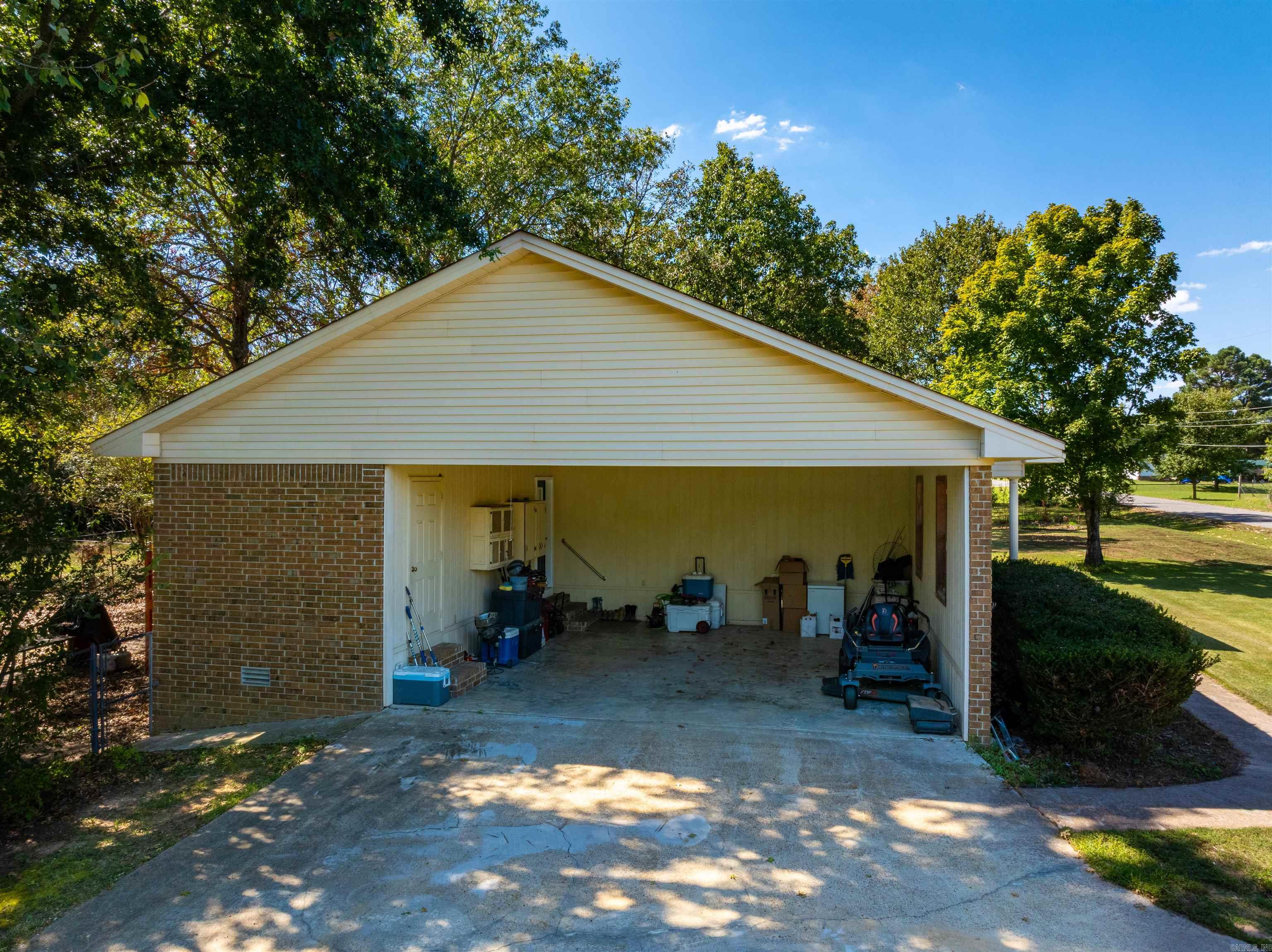 Photo 21 - Residential for sale – 419  Dave St   Cave City, AR