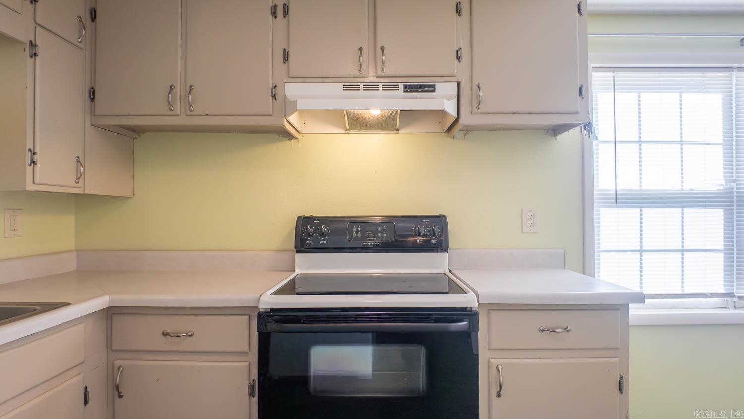 Photo 13 - Residential for sale – 185  Timber Valley Road   Mammoth Spring, AR