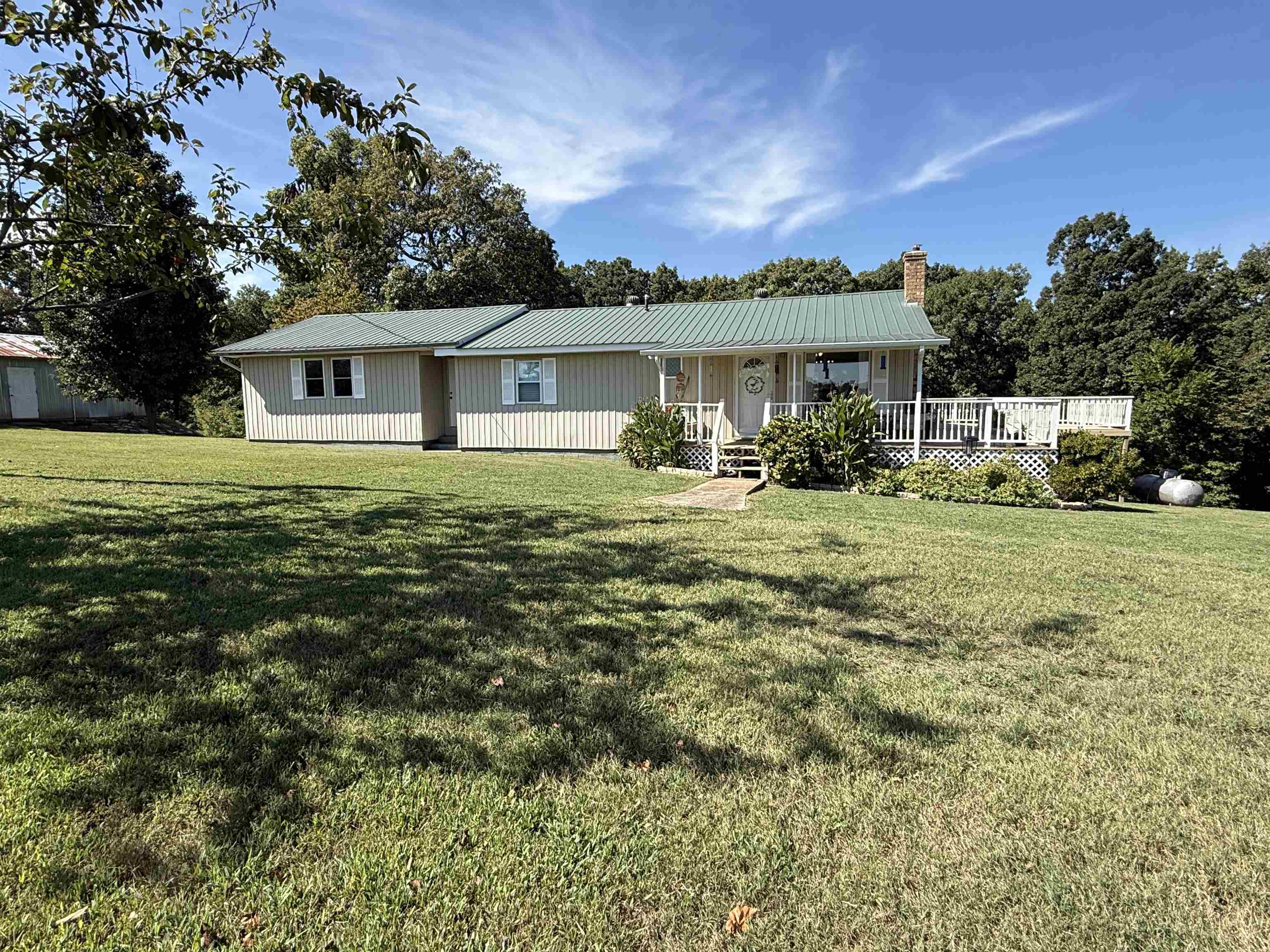 Photo 2 - Residential for sale – 350  Love Hollow   Mount Pleasant, AR