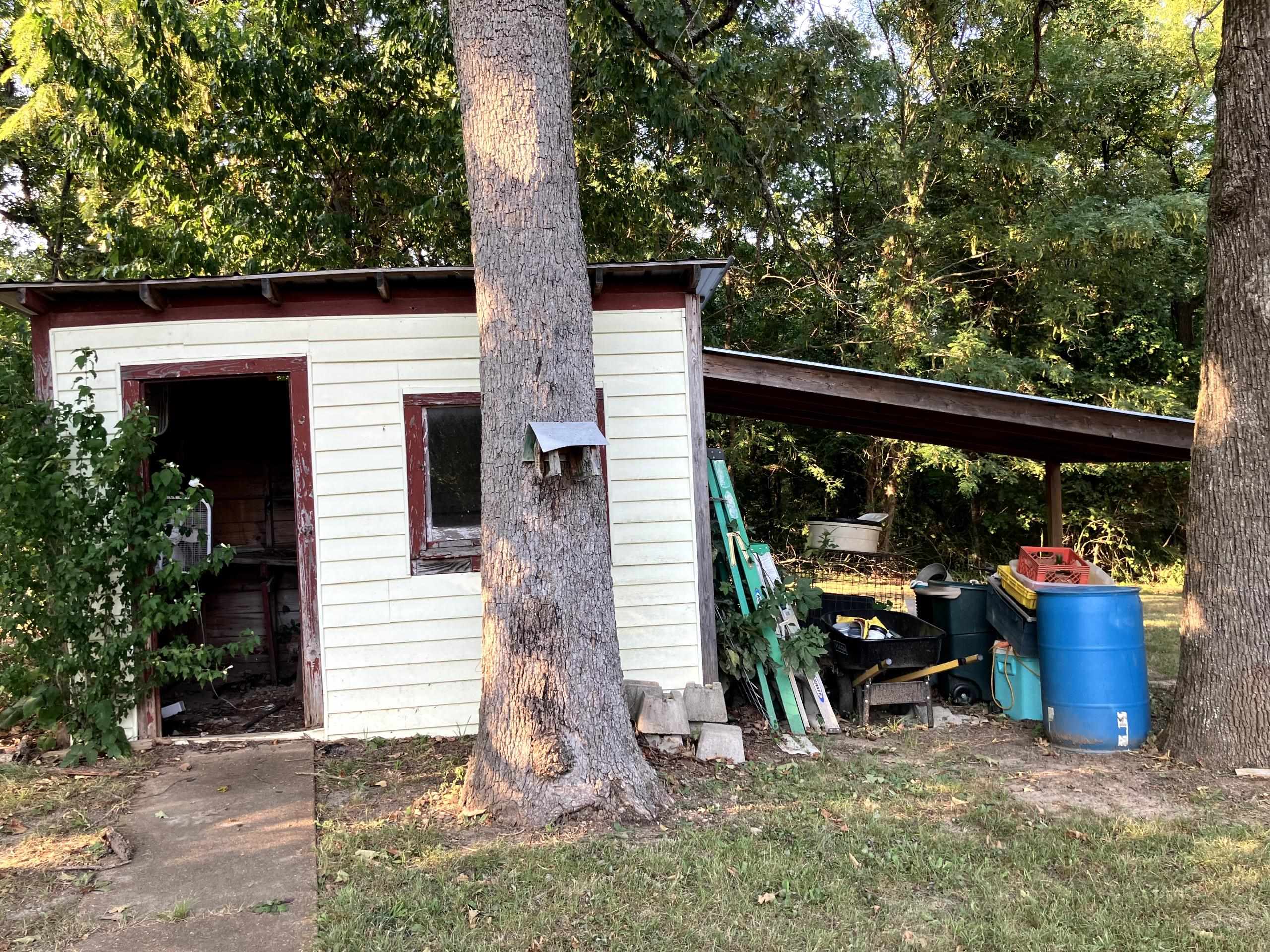 Photo 19 - Residential for sale – 1416 W Cardinal   Horseshoe Bend, AR