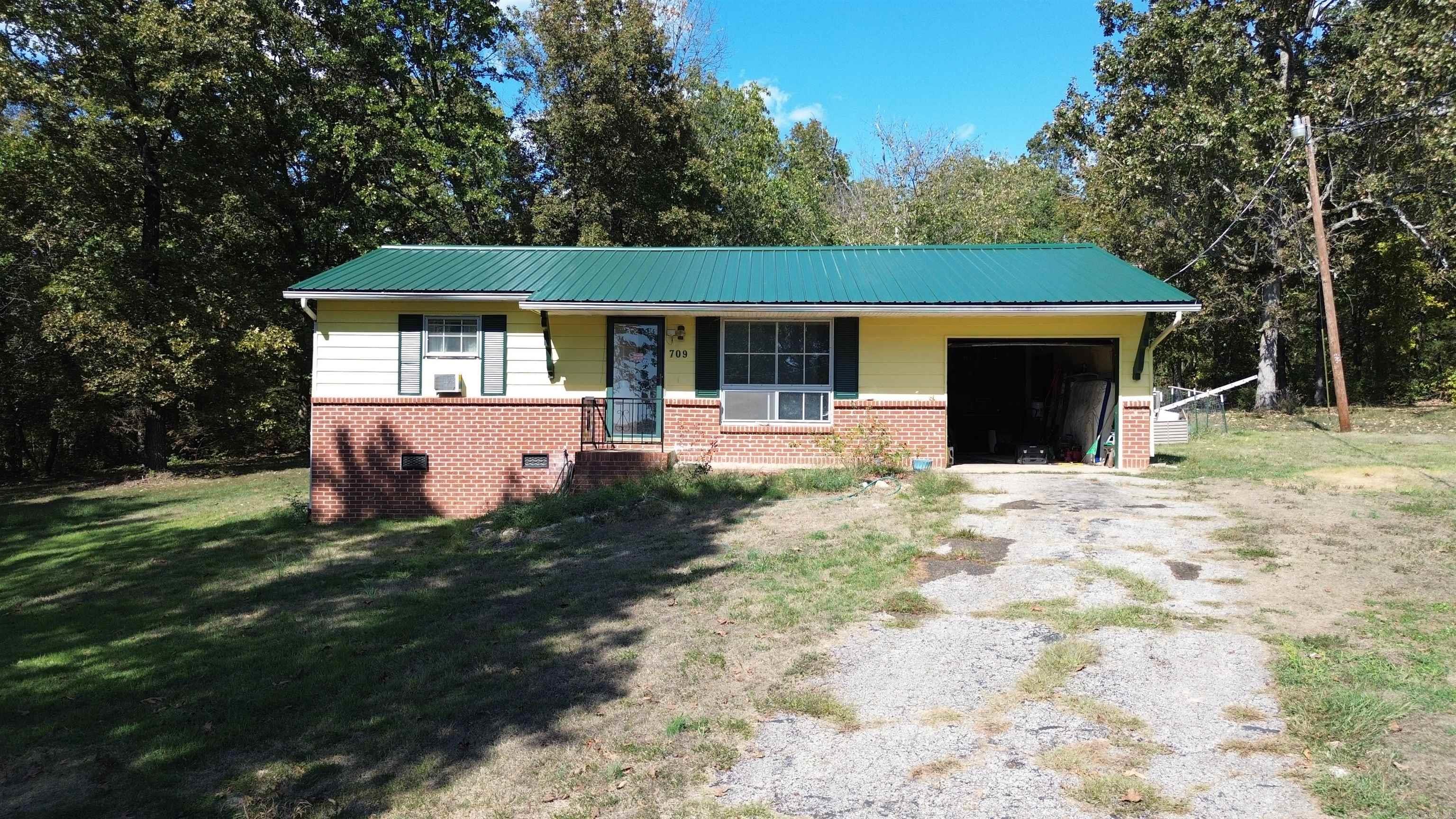 Residential for sale – 709  Owl   Horseshoe Bend, AR
