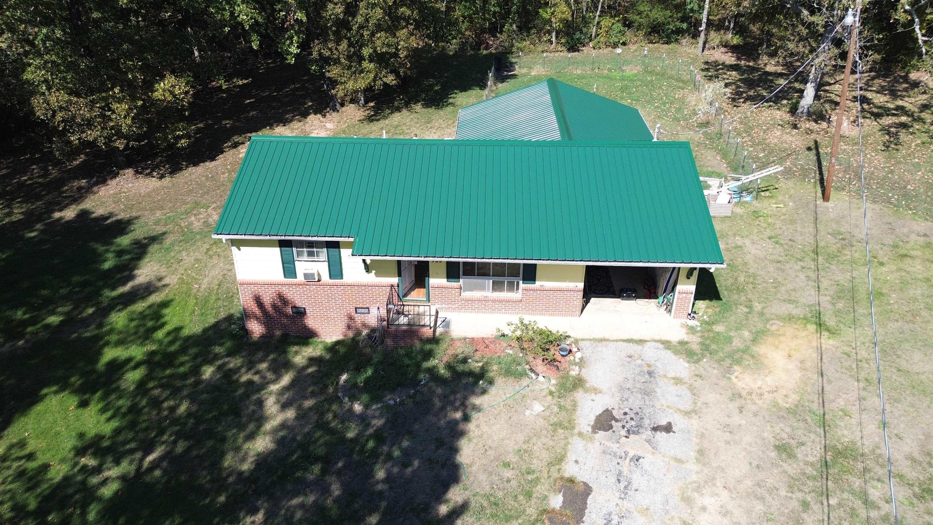 Photo 3 - Residential for sale – 709  Owl   Horseshoe Bend, AR