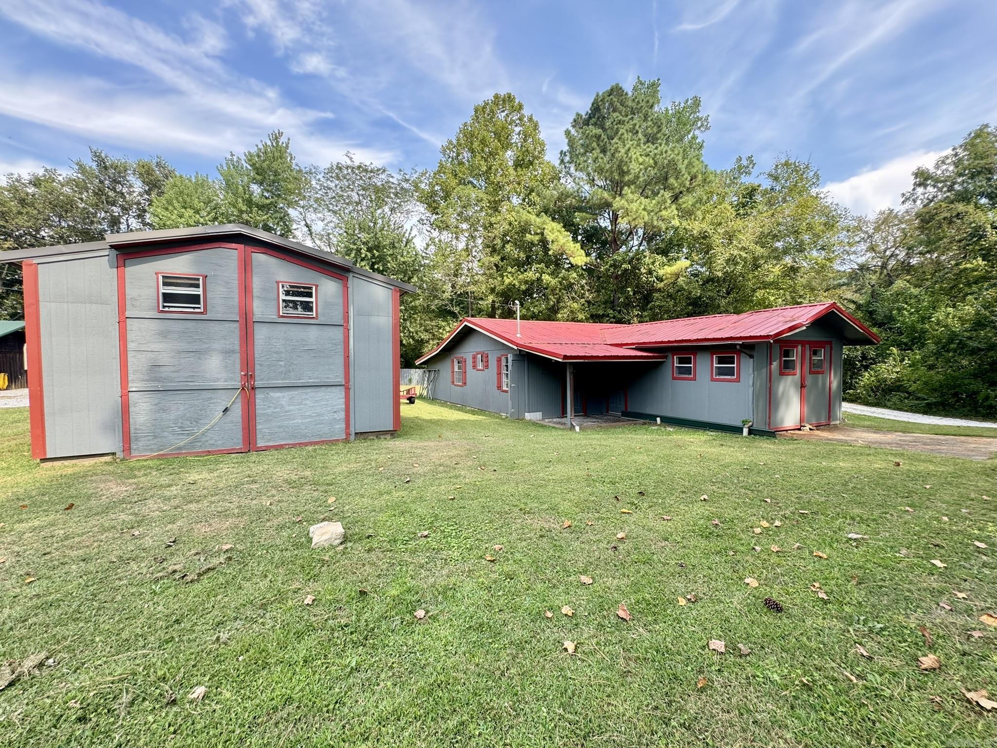 Photo 34 - Residential for sale – 858 N Riverview   Mountain View, AR