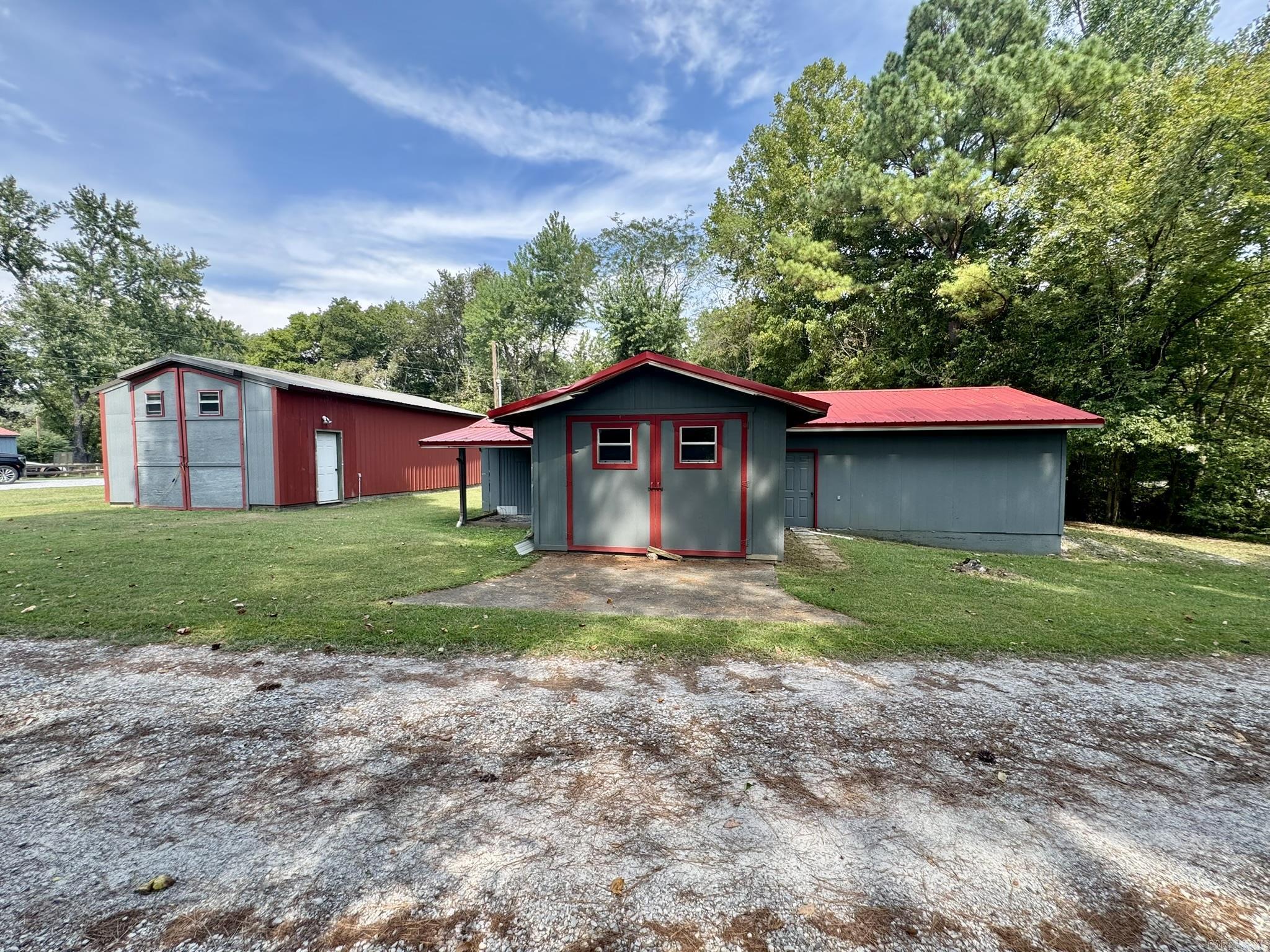 Photo 35 - Residential for sale – 858 N Riverview   Mountain View, AR