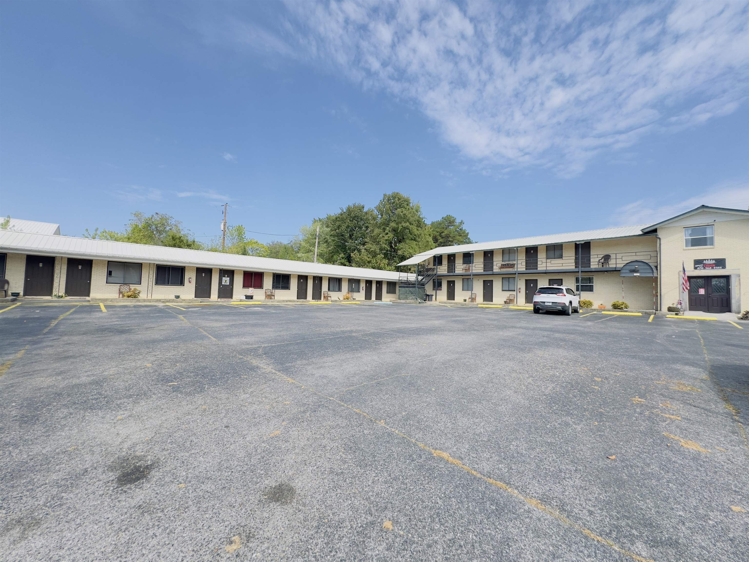 Commercial / Industrial for sale – 302 N Main   Melbourne, AR