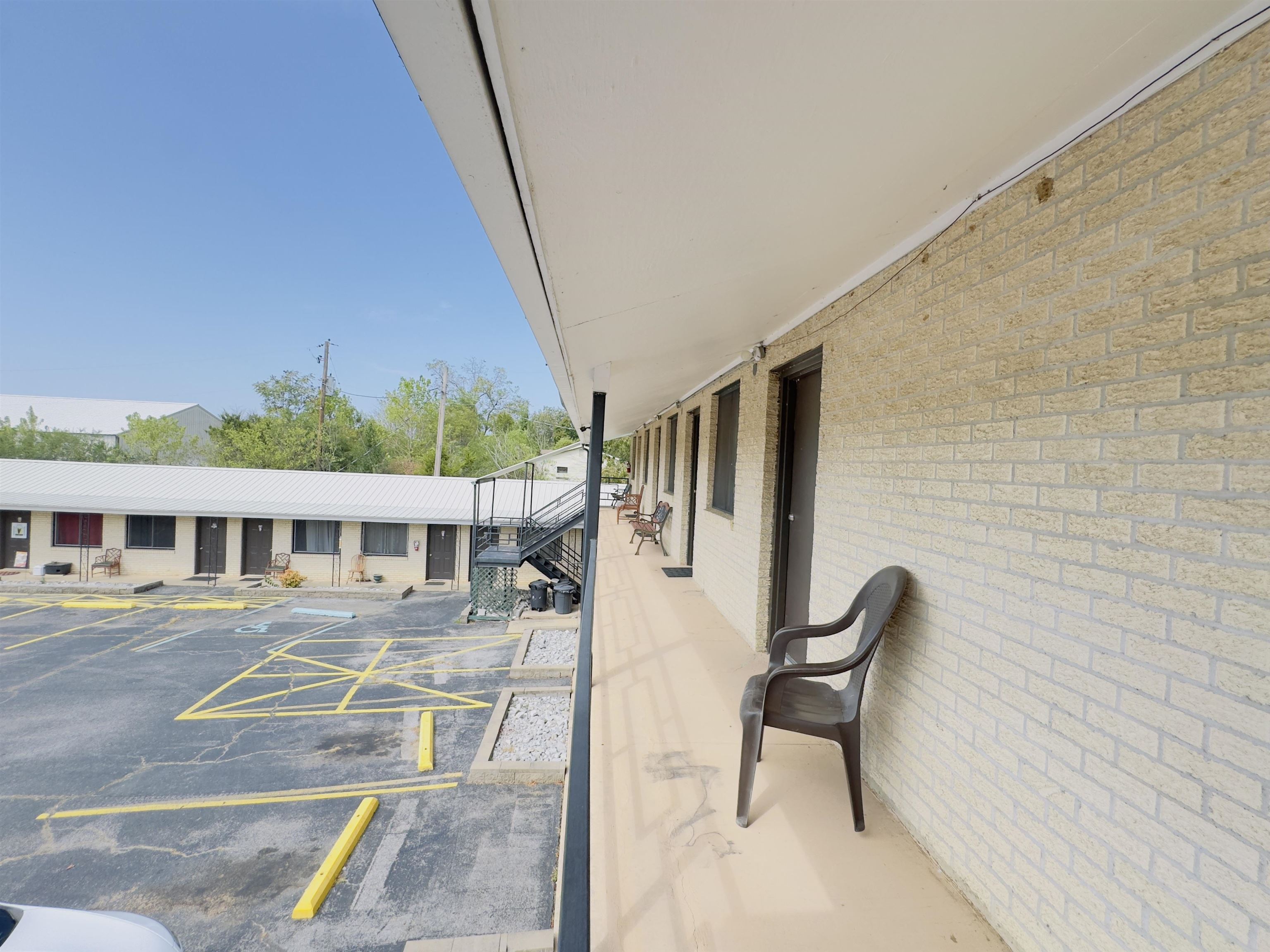 Photo 25 - Commercial / Industrial for sale – 302 N Main   Melbourne, AR