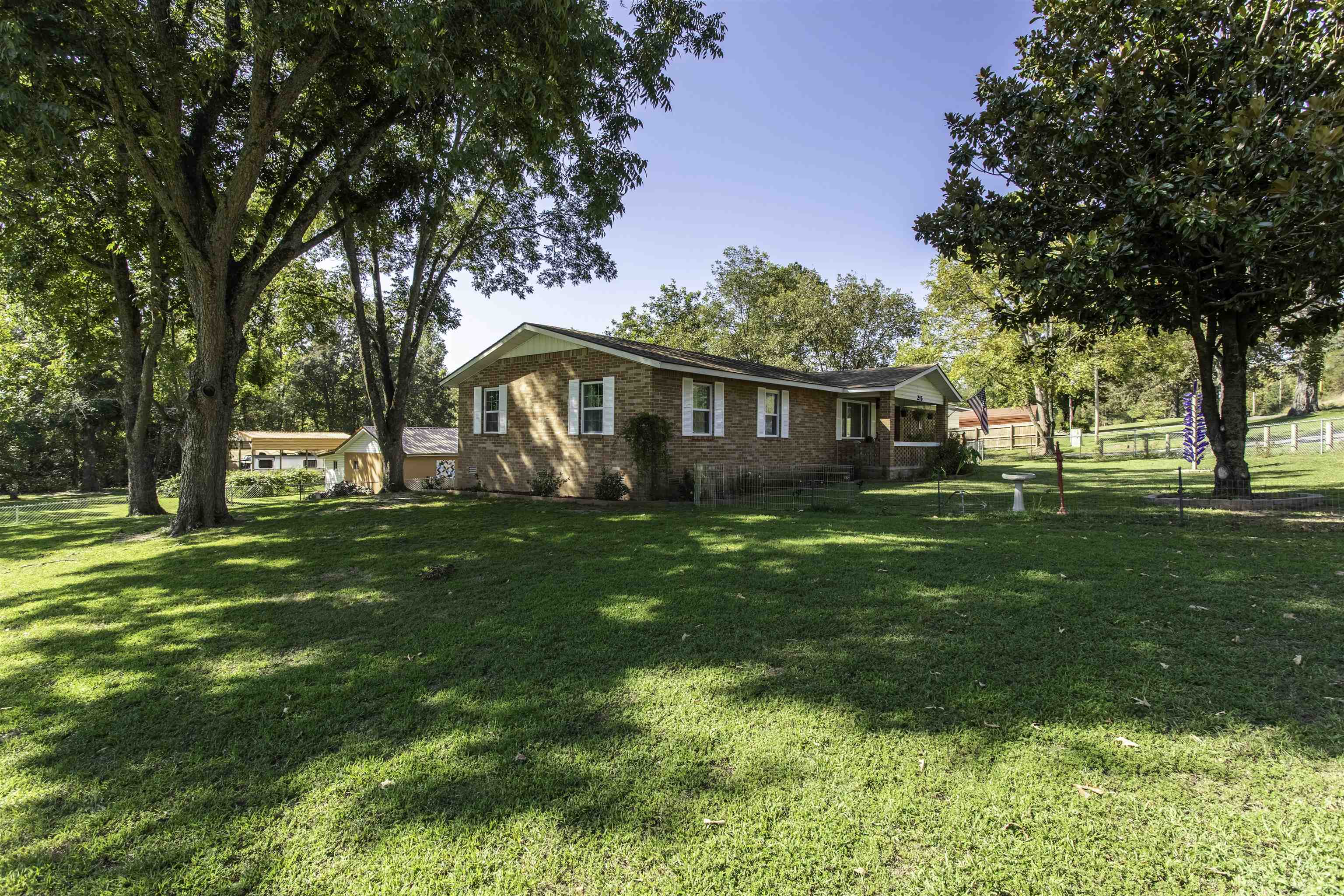 Photo 3 - Residential for sale – 215 W Main   Evening Shade, AR
