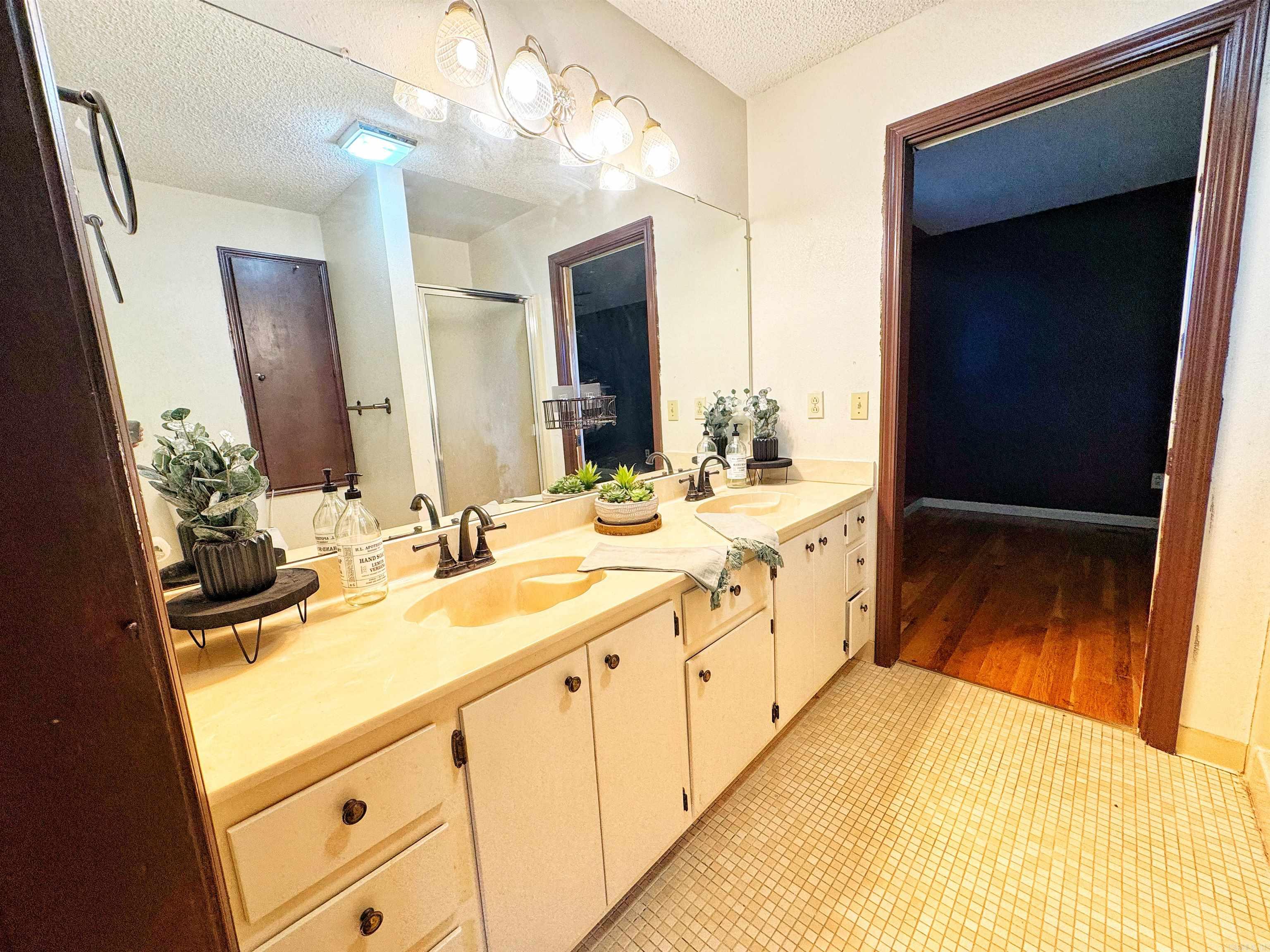 Photo 21 - Residential for sale – 40  Sutton   Batesville, AR