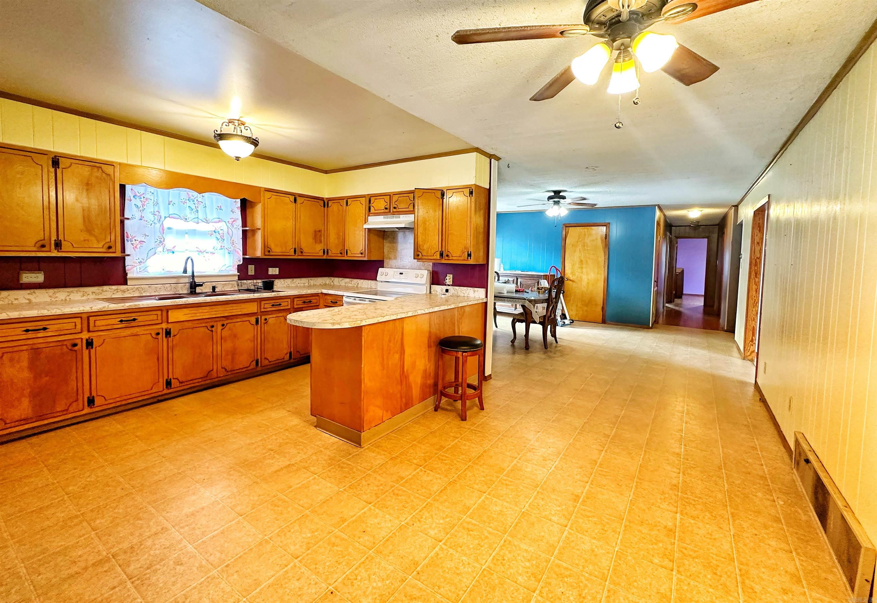 Photo 6 - Residential for sale – 40  Sutton   Batesville, AR