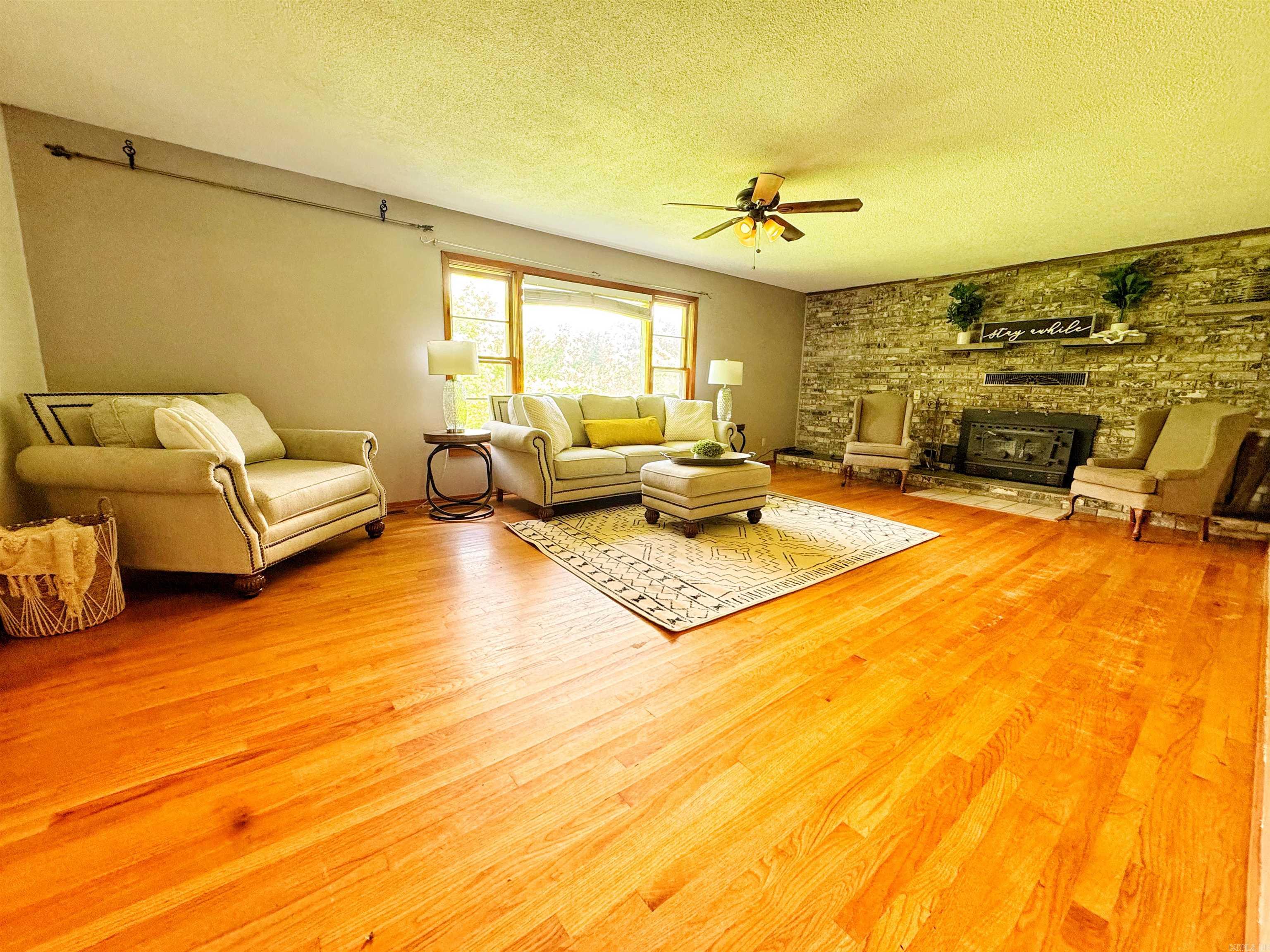 Photo 10 - Residential for sale – 40  Sutton   Batesville, AR