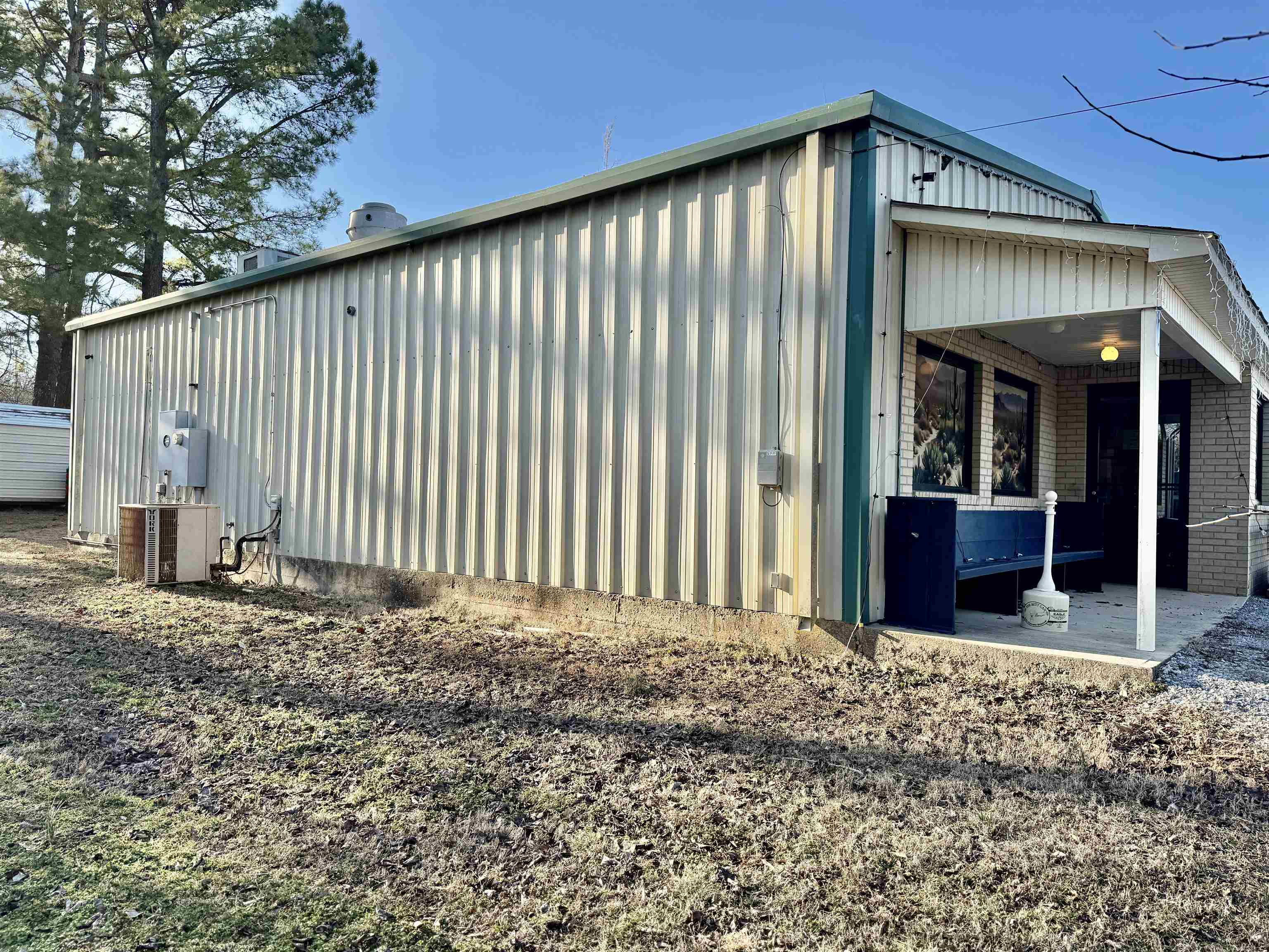 Photo 20 - Commercial / Industrial for sale – 52 S Main   Mount Pleasant, AR