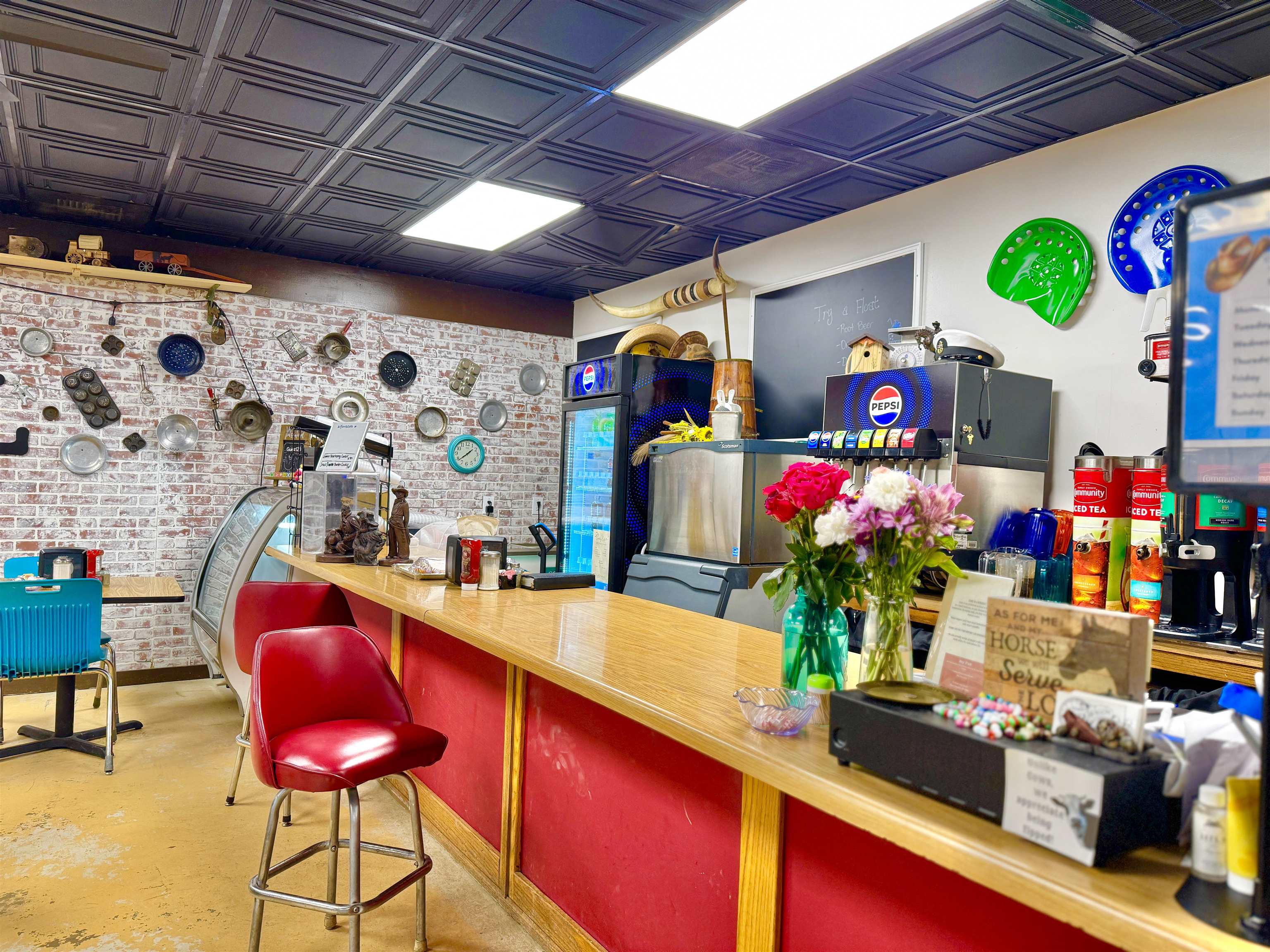 Photo 10 - Commercial / Industrial for sale – 52 S Main   Mount Pleasant, AR