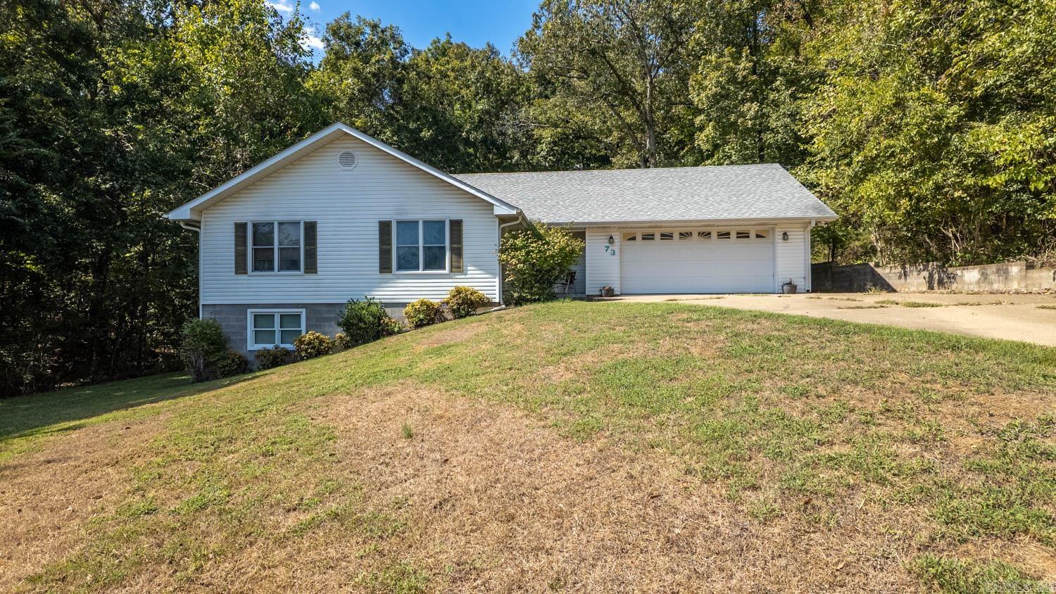 Photo 3 - Residential for sale – 73  Cherokee Road   Cherokee Village, AR